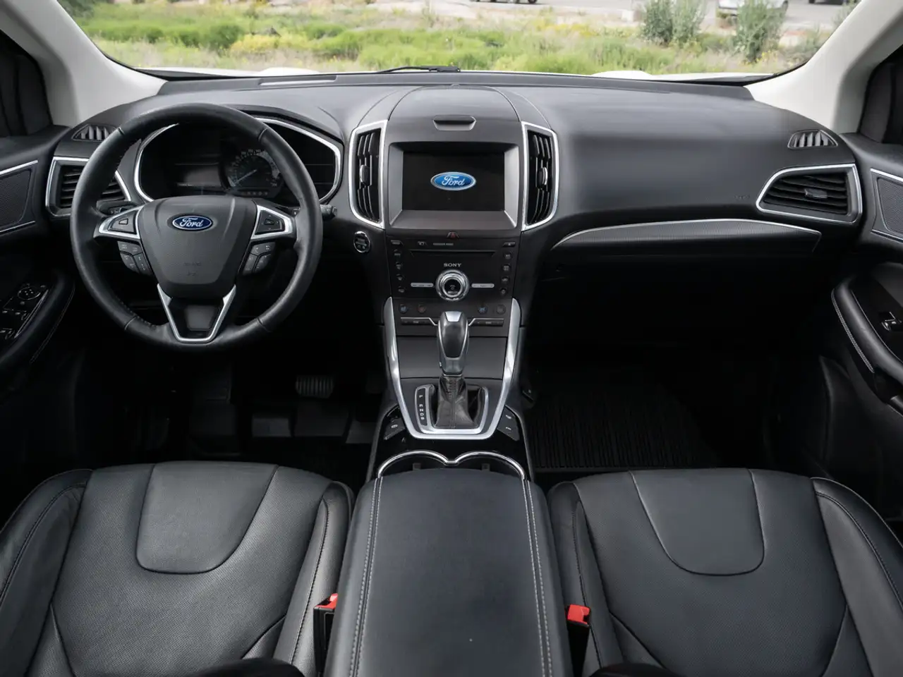 Ford Edge снимка Ford Edge