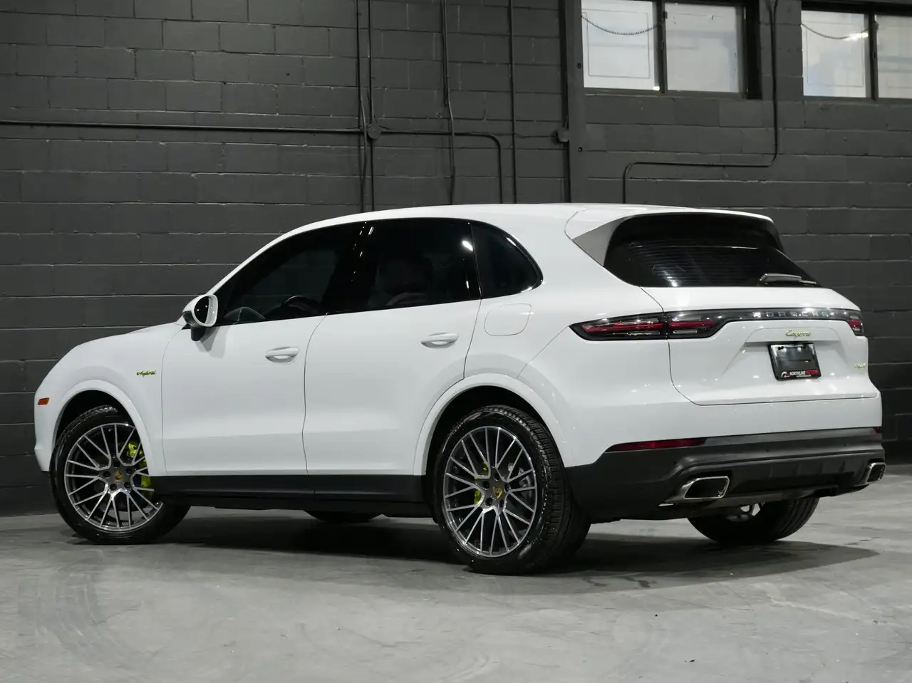 Porsche Cayenne снимка Porsche Cayenne