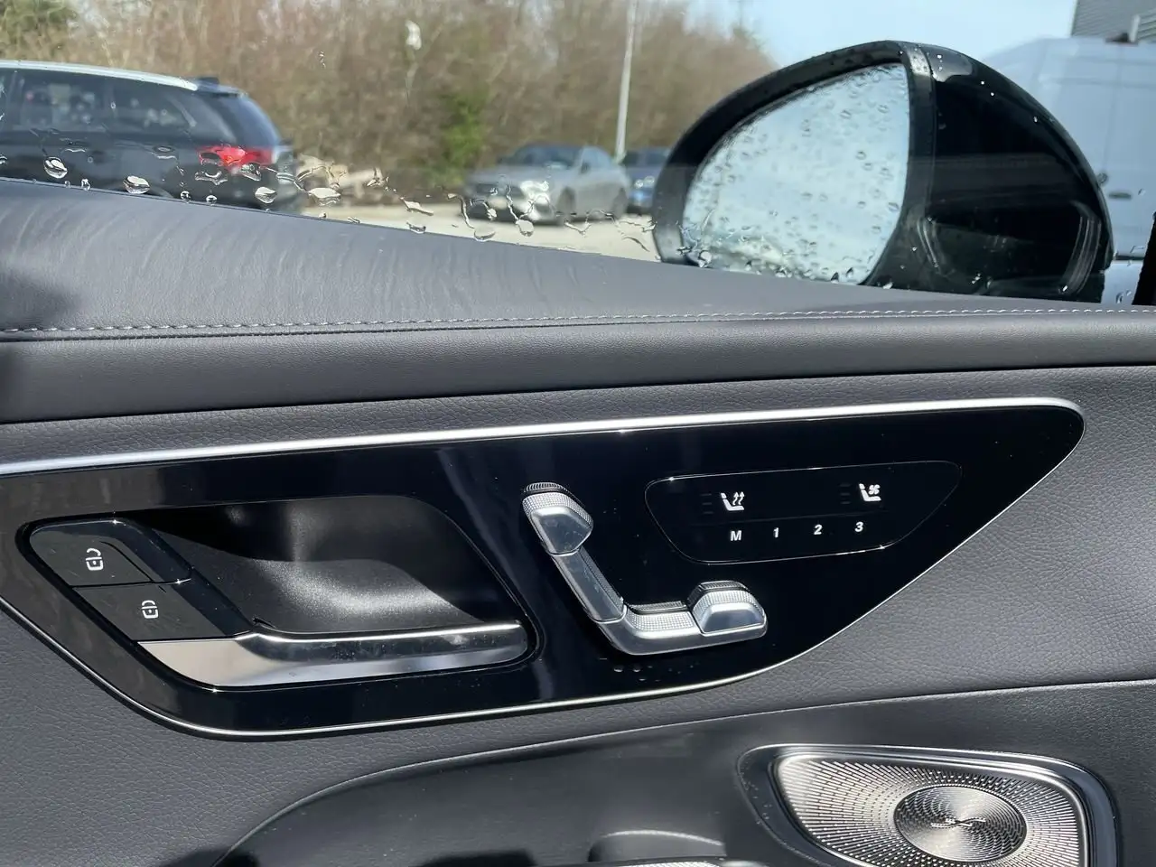 Mercedes-Benz GLC снимка Mercedes-Benz GLC