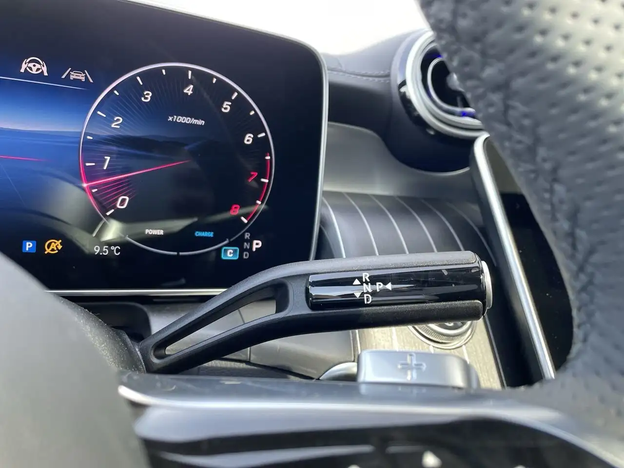 Mercedes-Benz GLC снимка Mercedes-Benz GLC