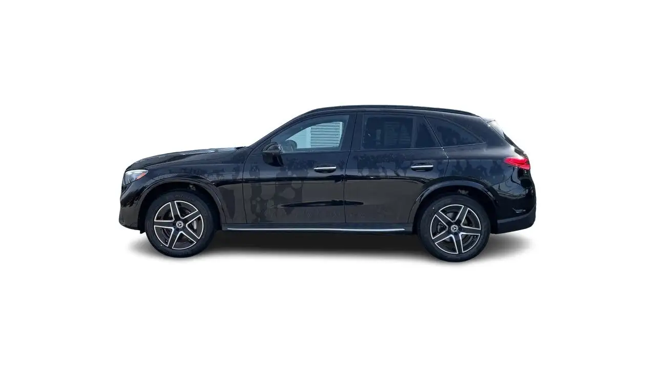 Mercedes-Benz GLC снимка Mercedes-Benz GLC