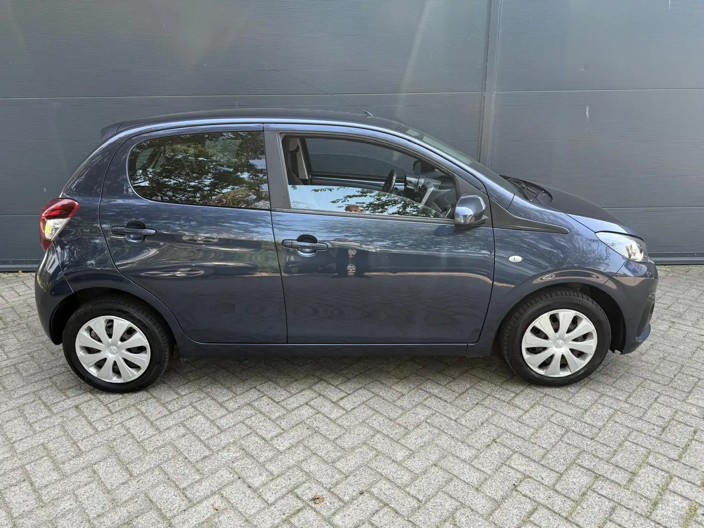 Peugeot 108 1.0 VTi Active/5D/Automaat/Airco/cruise/bluetooth/ Bleu - 2