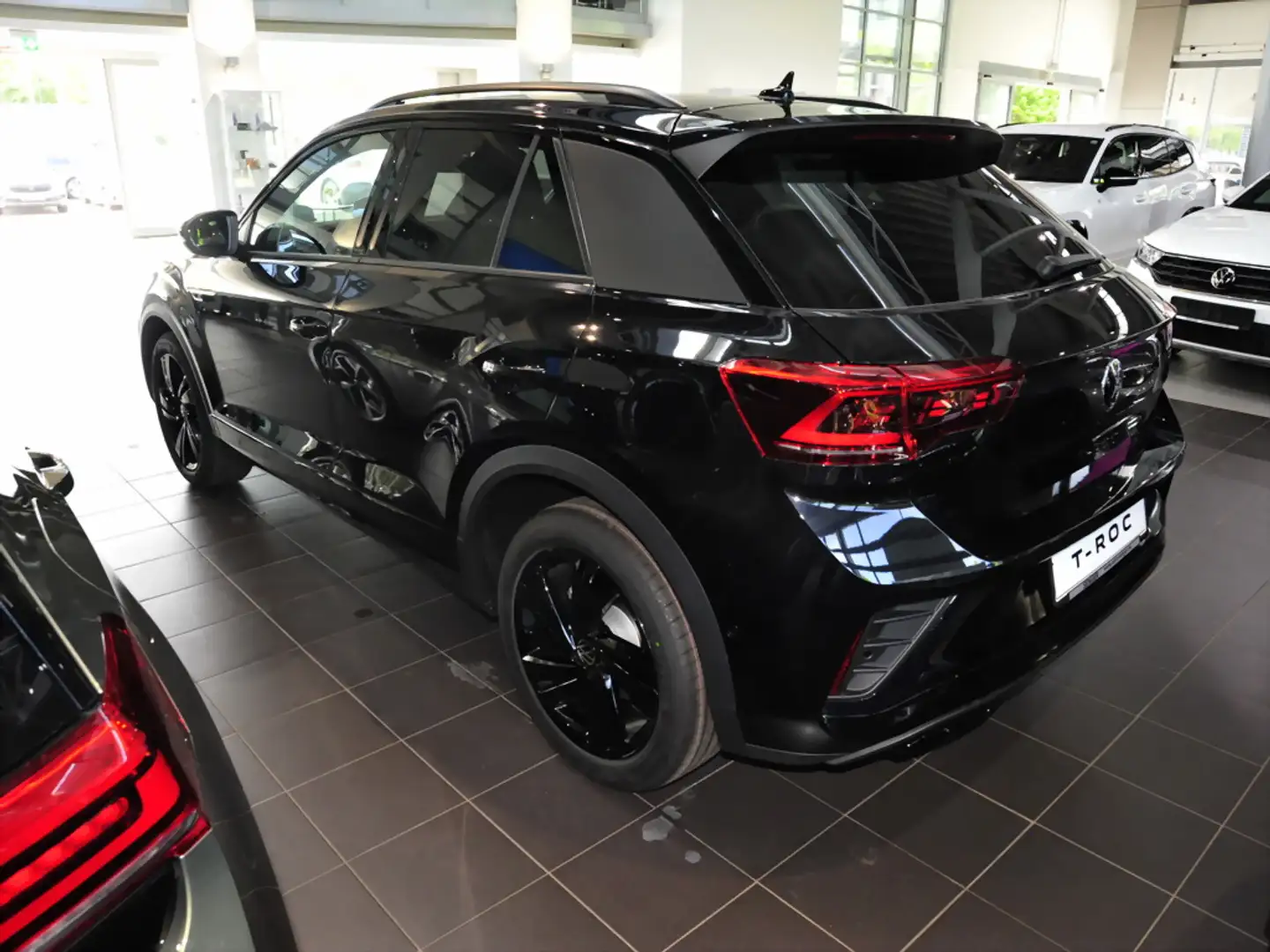 Volkswagen T-Roc R-Line 1.5 l TSI Easy Open & Close Paket Schwarz - 2