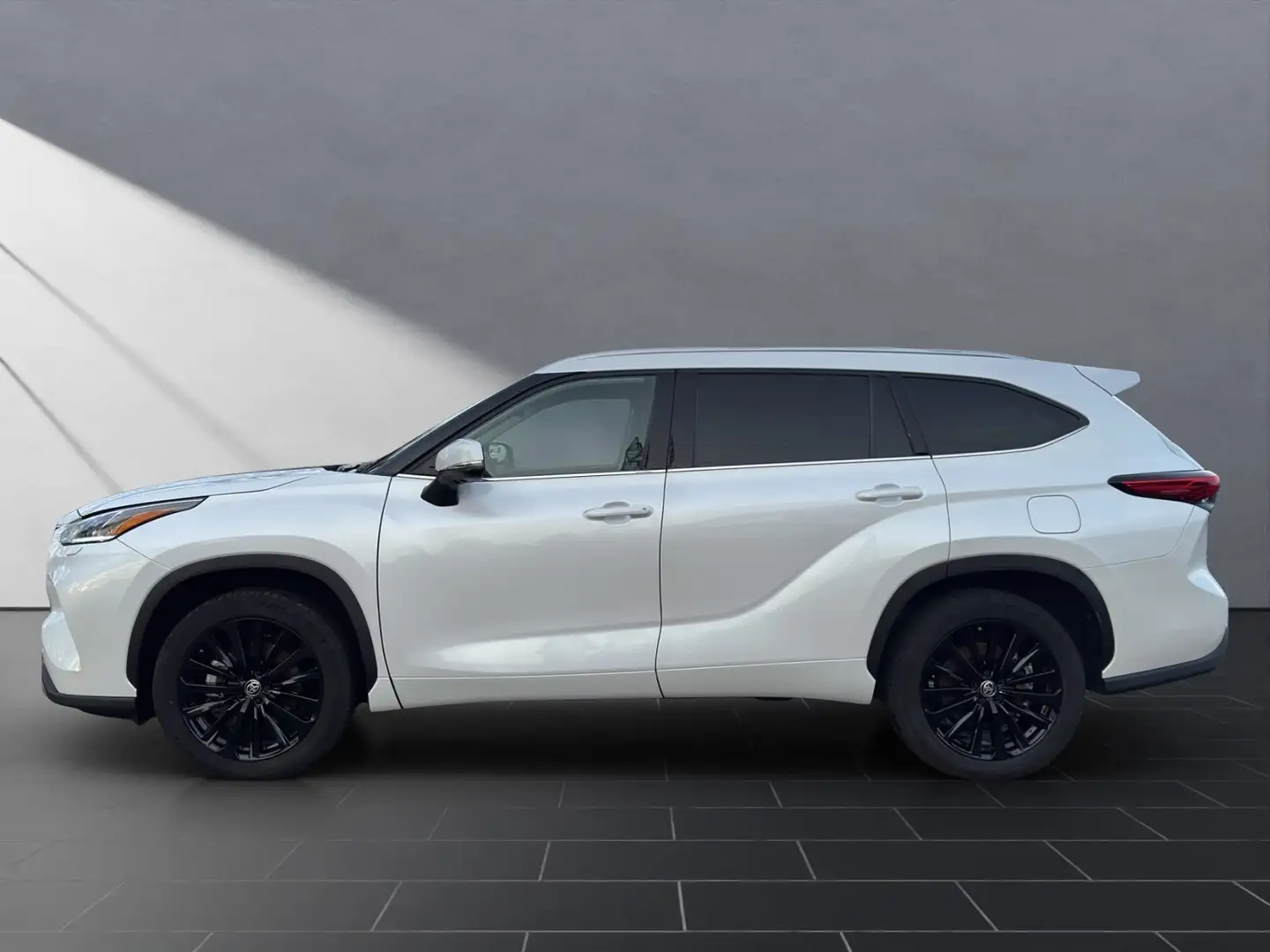 Toyota Highlander Hybrid Luxury 7 SITZER+AHK+LEDER+HuD Білий - 2