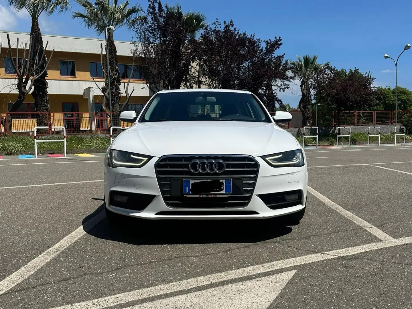 Audi A4 A4 Avant 2.0 tdi 150cv Advances Multitronic Bianco - 1