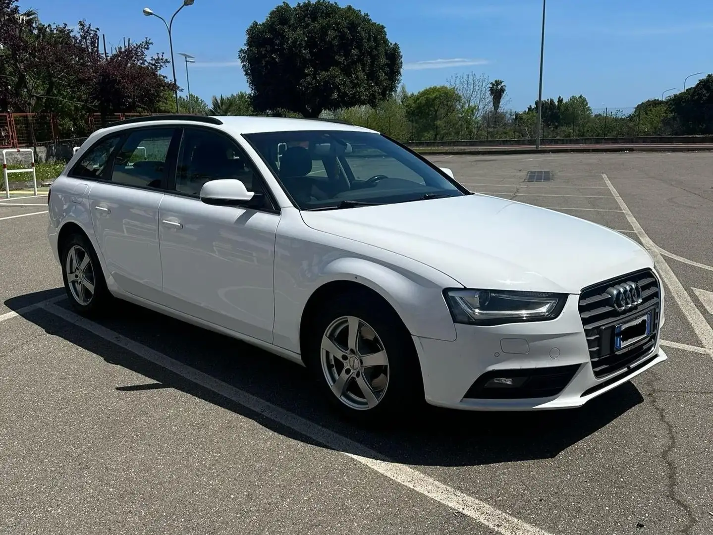 Audi A4 A4 Avant 2.0 tdi 150cv Advances Multitronic Bianco - 2