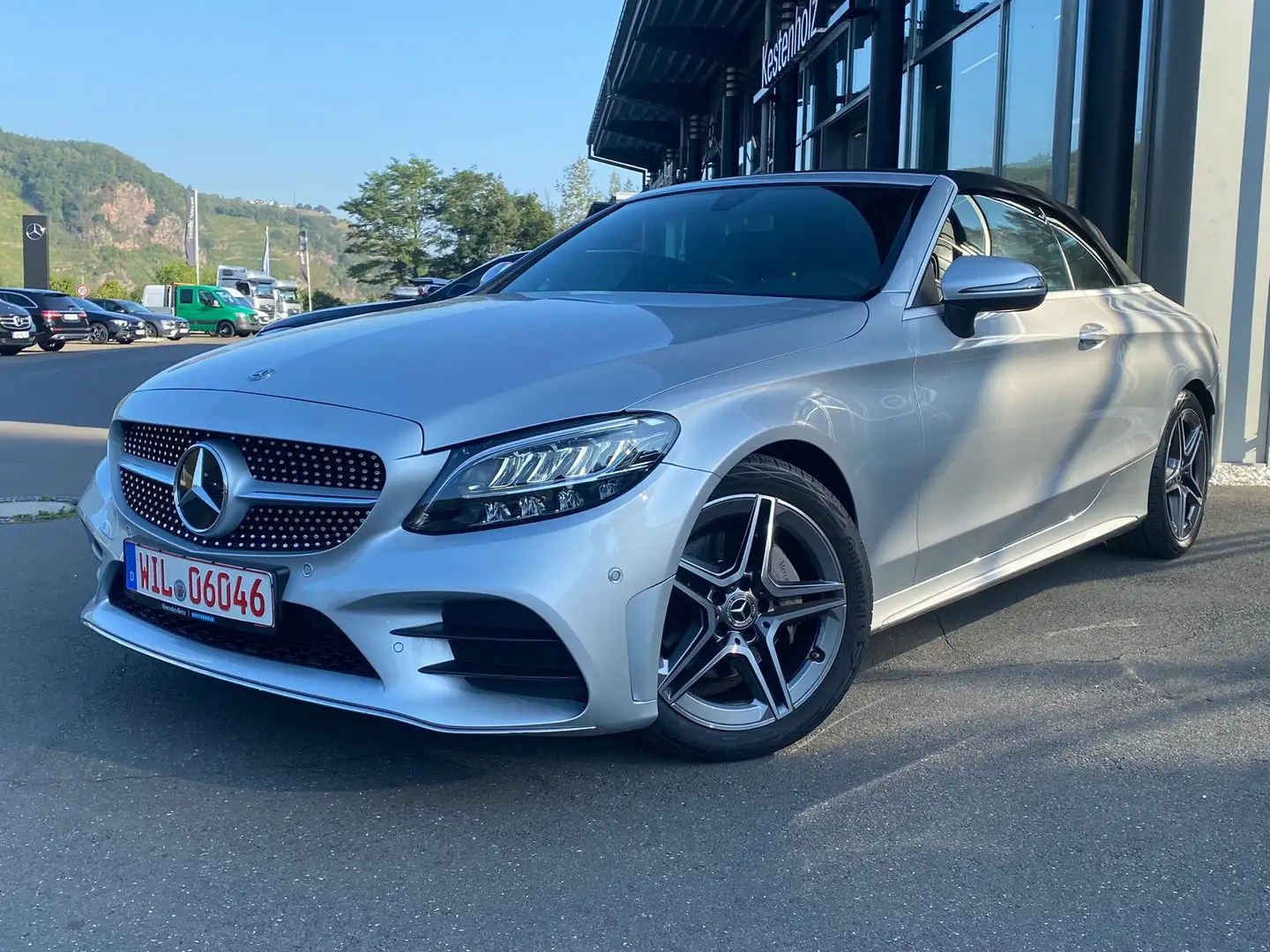 Mercedes-Benz C 180 Cabriolet C 180 AMG Look Argent - 2