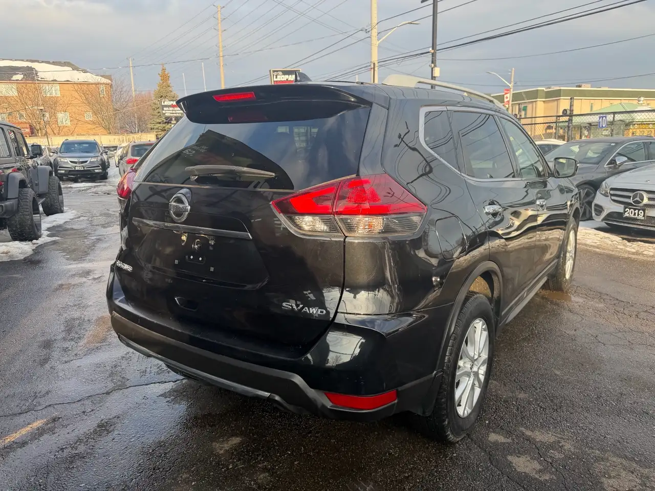 Nissan Rogue снимка Nissan Rogue