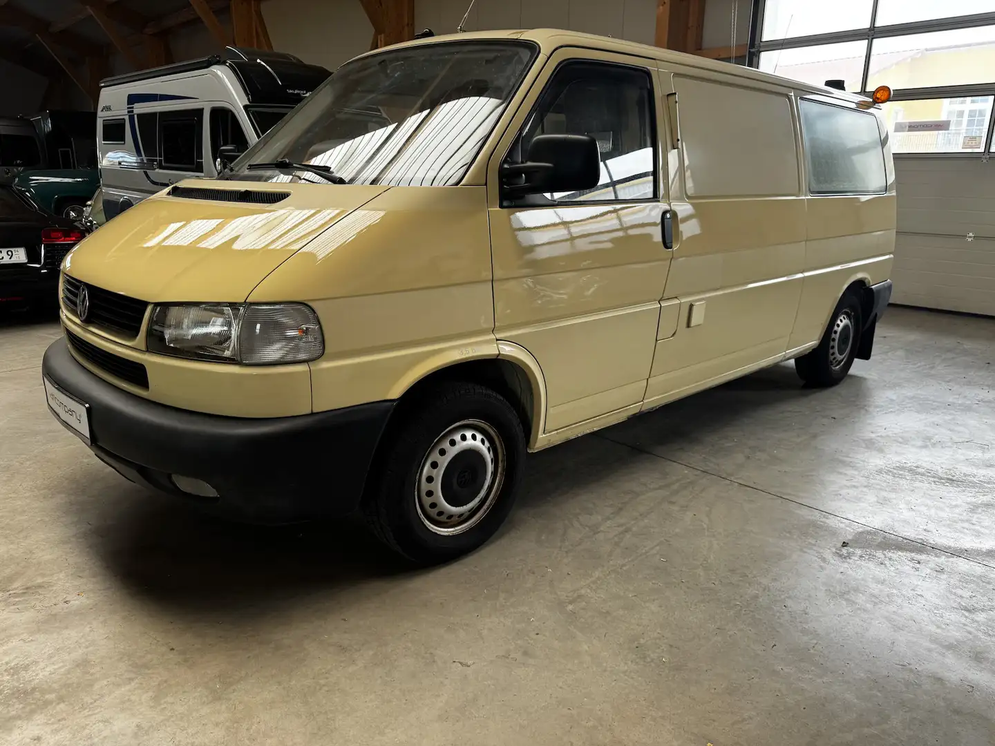 Volkswagen T4 2.5 TDI Syncro 4x4 lang 1. Hand! Béžová - 2