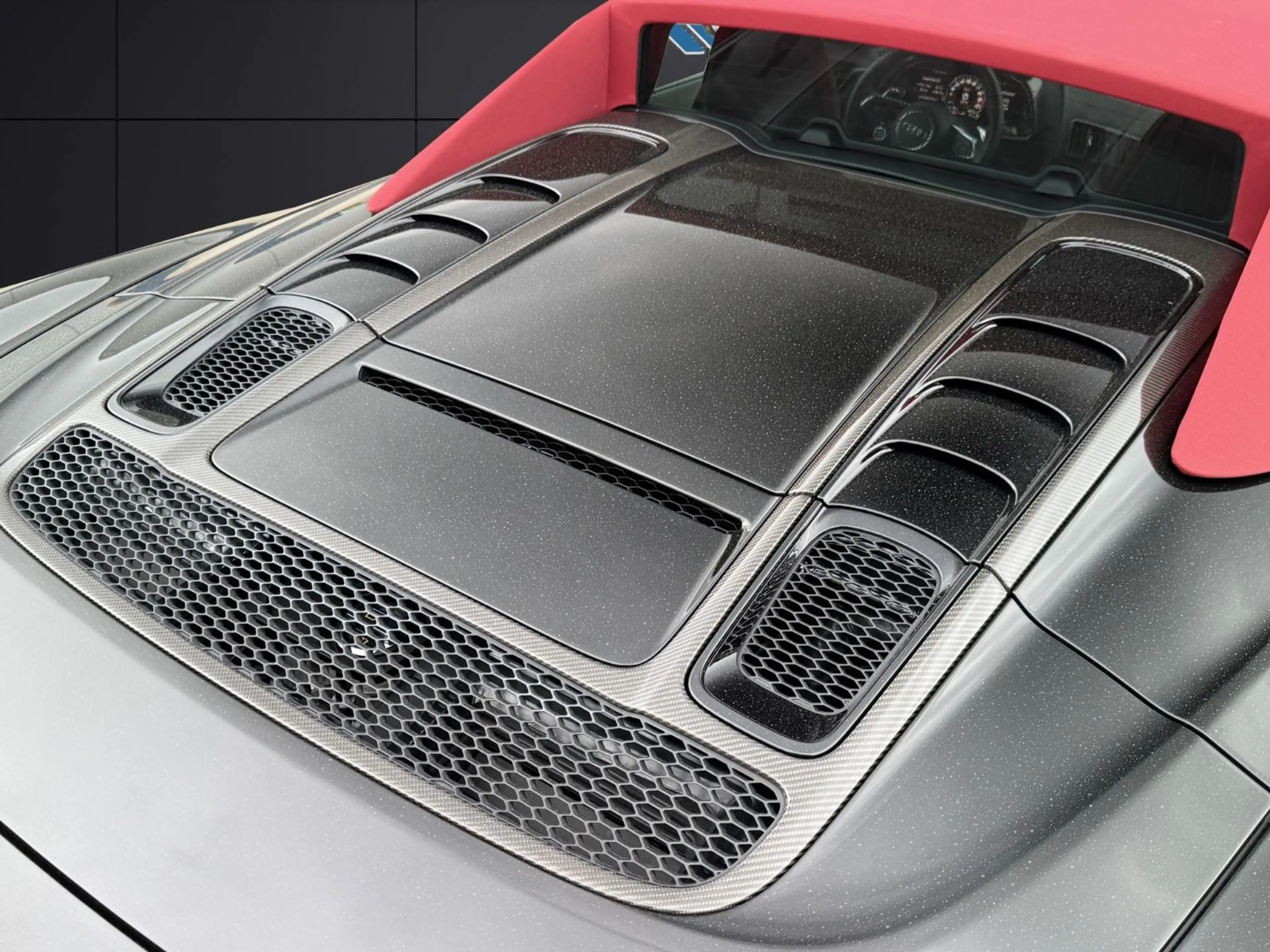 Audi R8 Spyder 5.2 FSI quat perfm. 1.Hd*MwSt*3x Carbo — photo 11