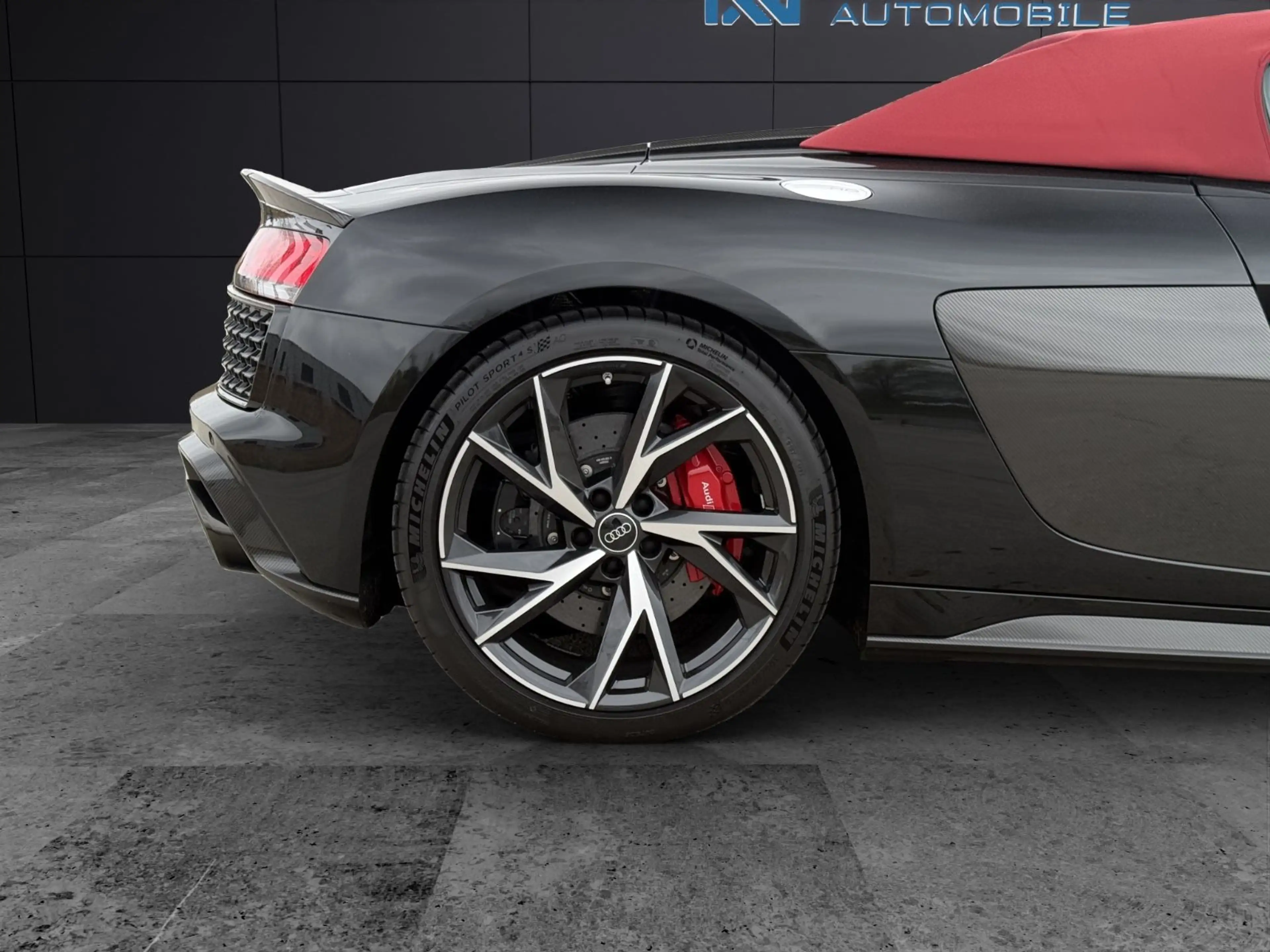Audi R8 Spyder 5.2 FSI quat perfm. 1.Hd*MwSt*3x Carbo — photo 15