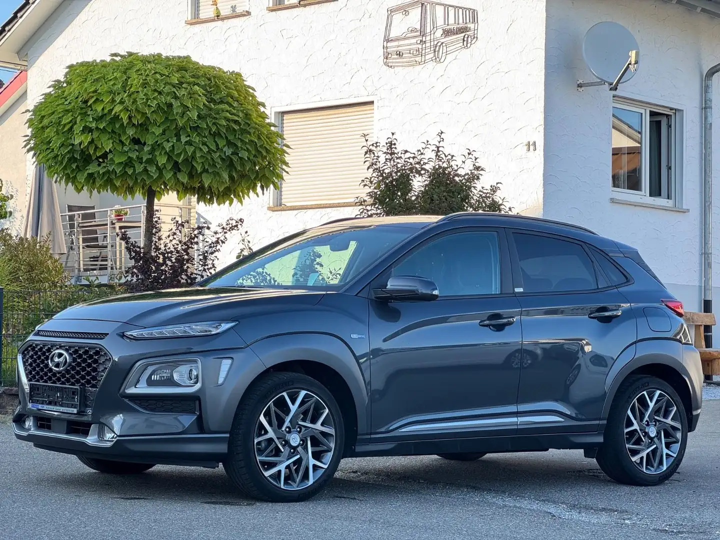 Hyundai KONA Premium Hybrid 2WD | GARANTIE | 8-FACH | Gris - 1