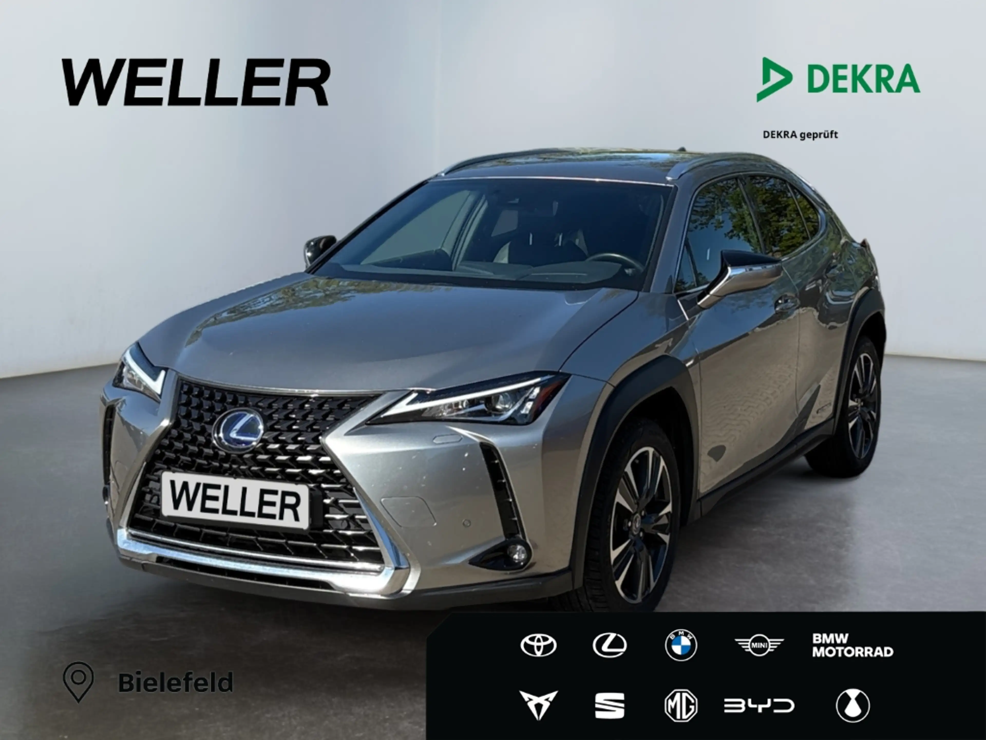 Lexus UX 250h Style Edition *Bi-LED*ACC*CAM*SHZ*CarPlay*