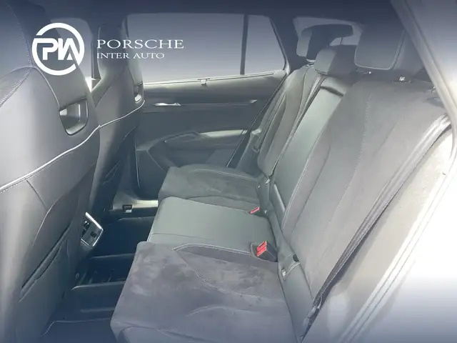 Skoda Enyaq view 12