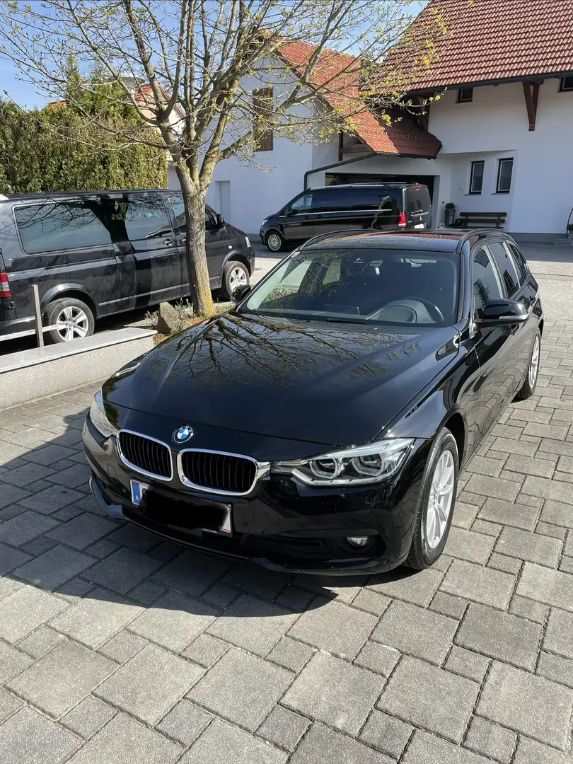 BMW 320 320d Touring Advantage Aut. Advantage Schwarz - 1