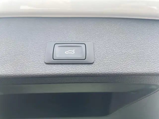 Audi Q2 view 14