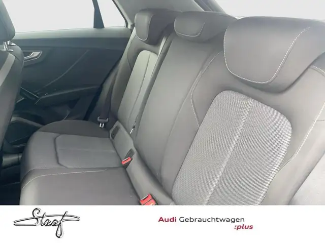 Audi Q2 view 12