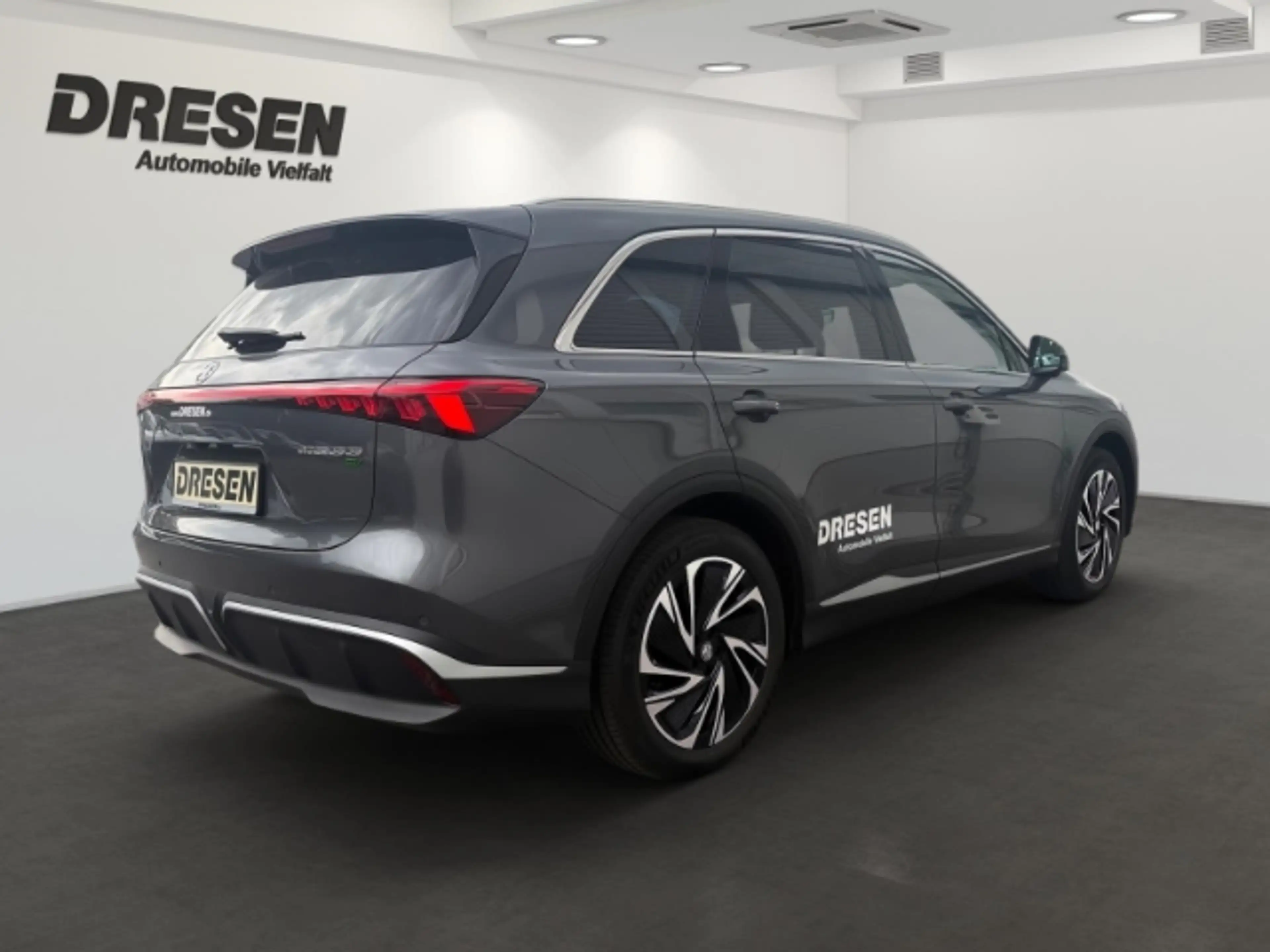 MG Luxury EV AWD LUX HUD+El. Panodach+Navi+Leder+Digi — photo 3