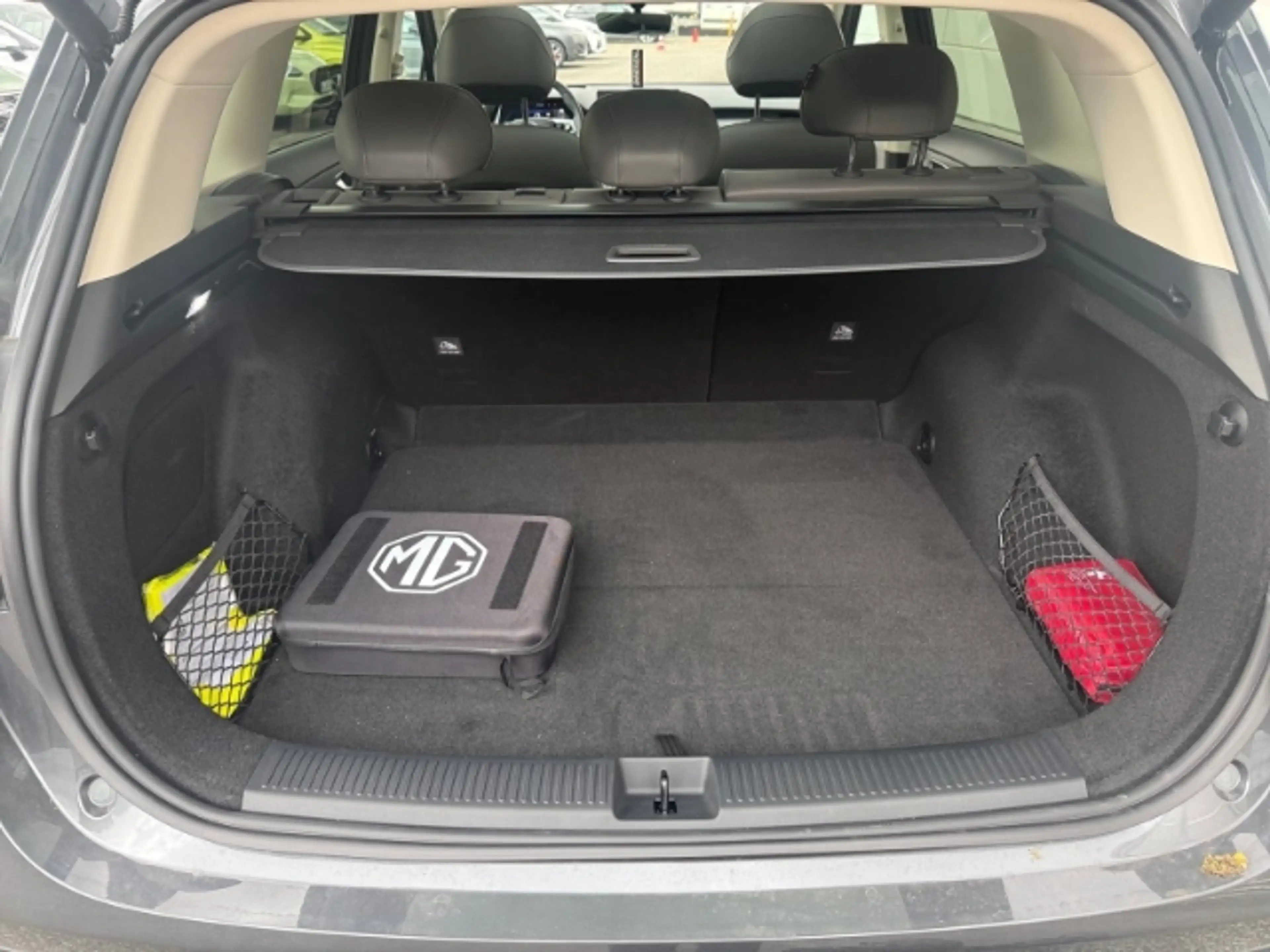 MG Luxury EV AWD LUX HUD+El. Panodach+Navi+Leder+Digi — photo 12