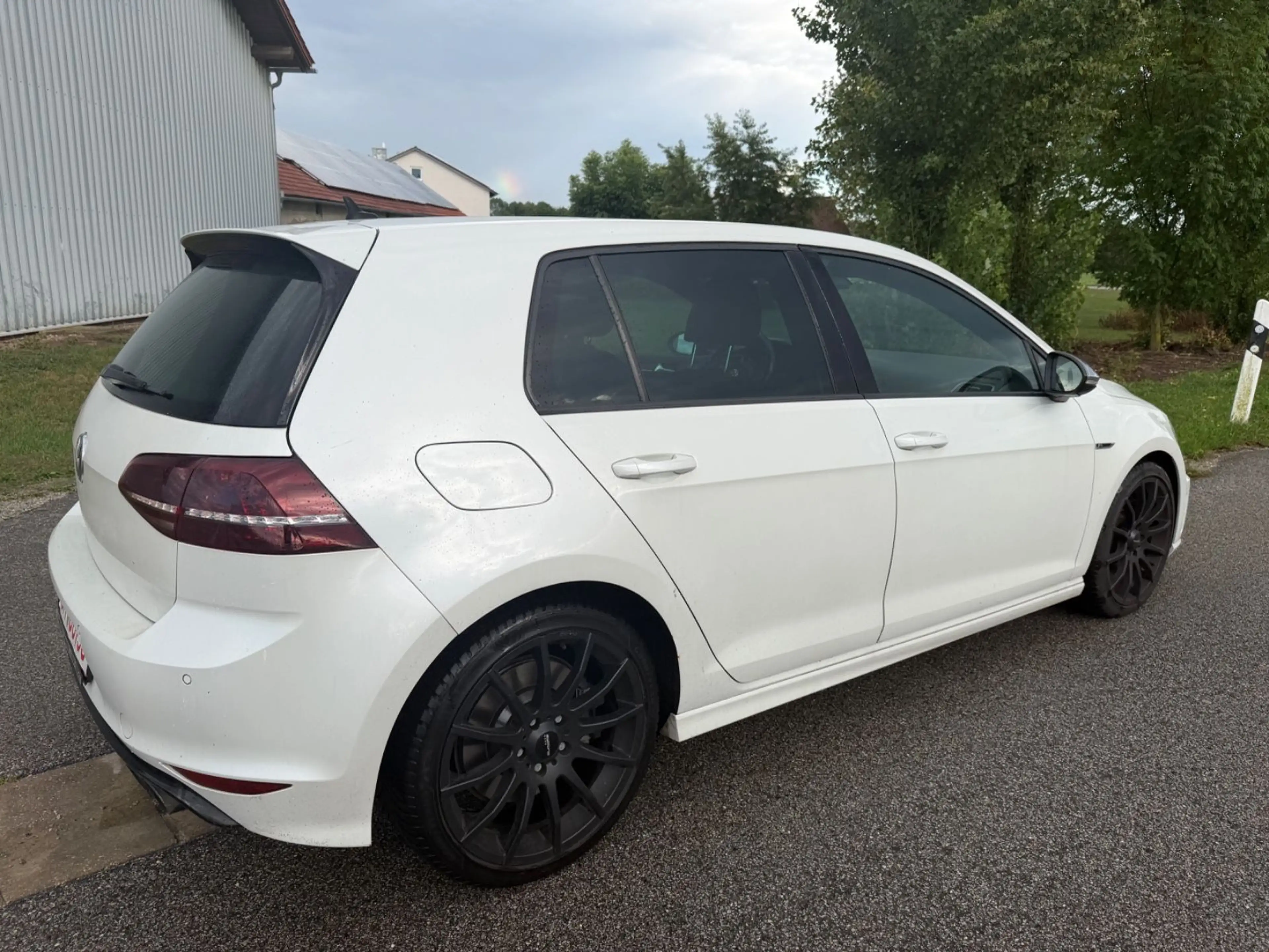 Volkswagen Golf VII 2.0 R BMT 4Motion DSG 1.Hand — photo 6