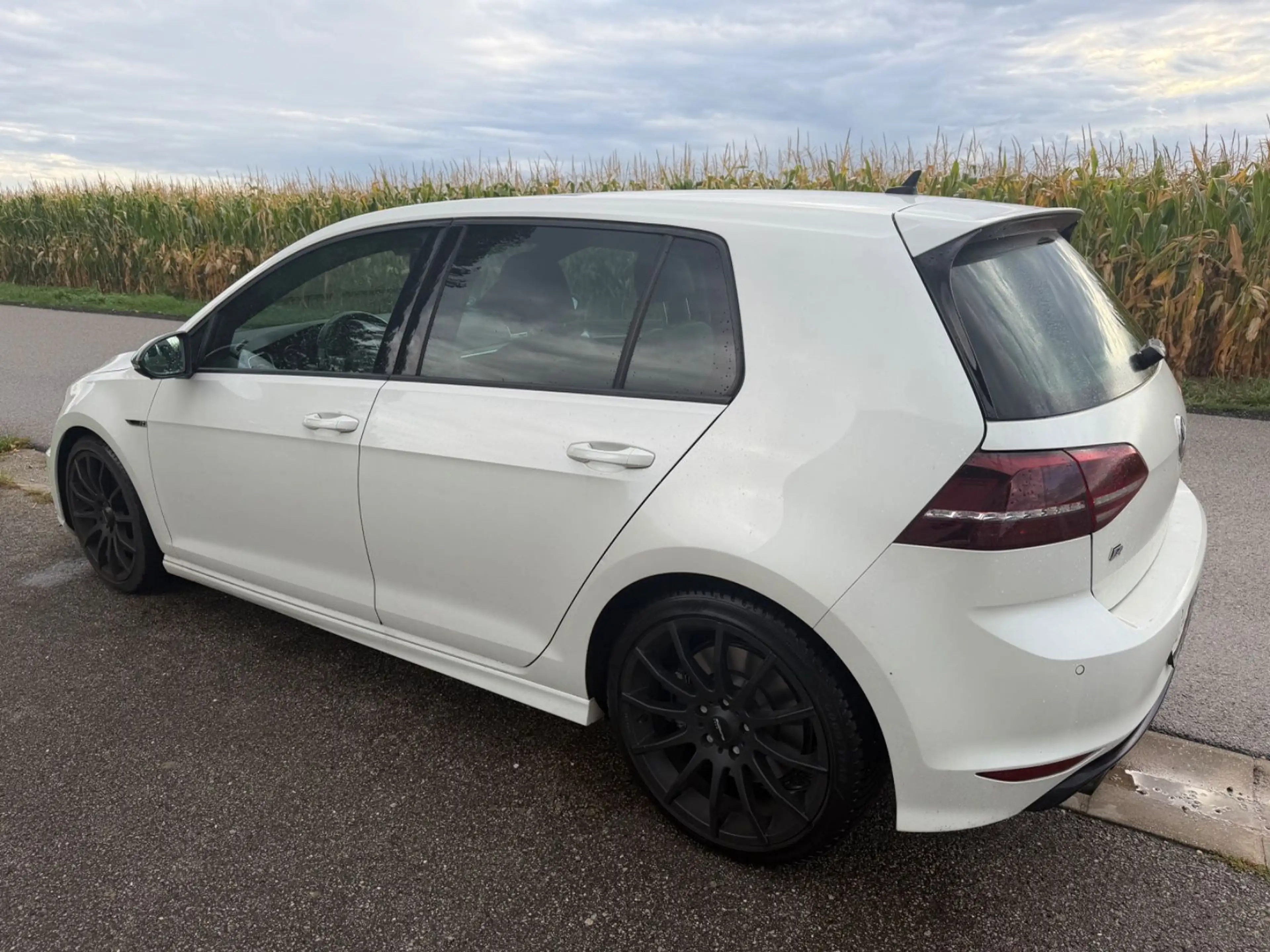 Volkswagen Golf VII 2.0 R BMT 4Motion DSG 1.Hand — photo 10