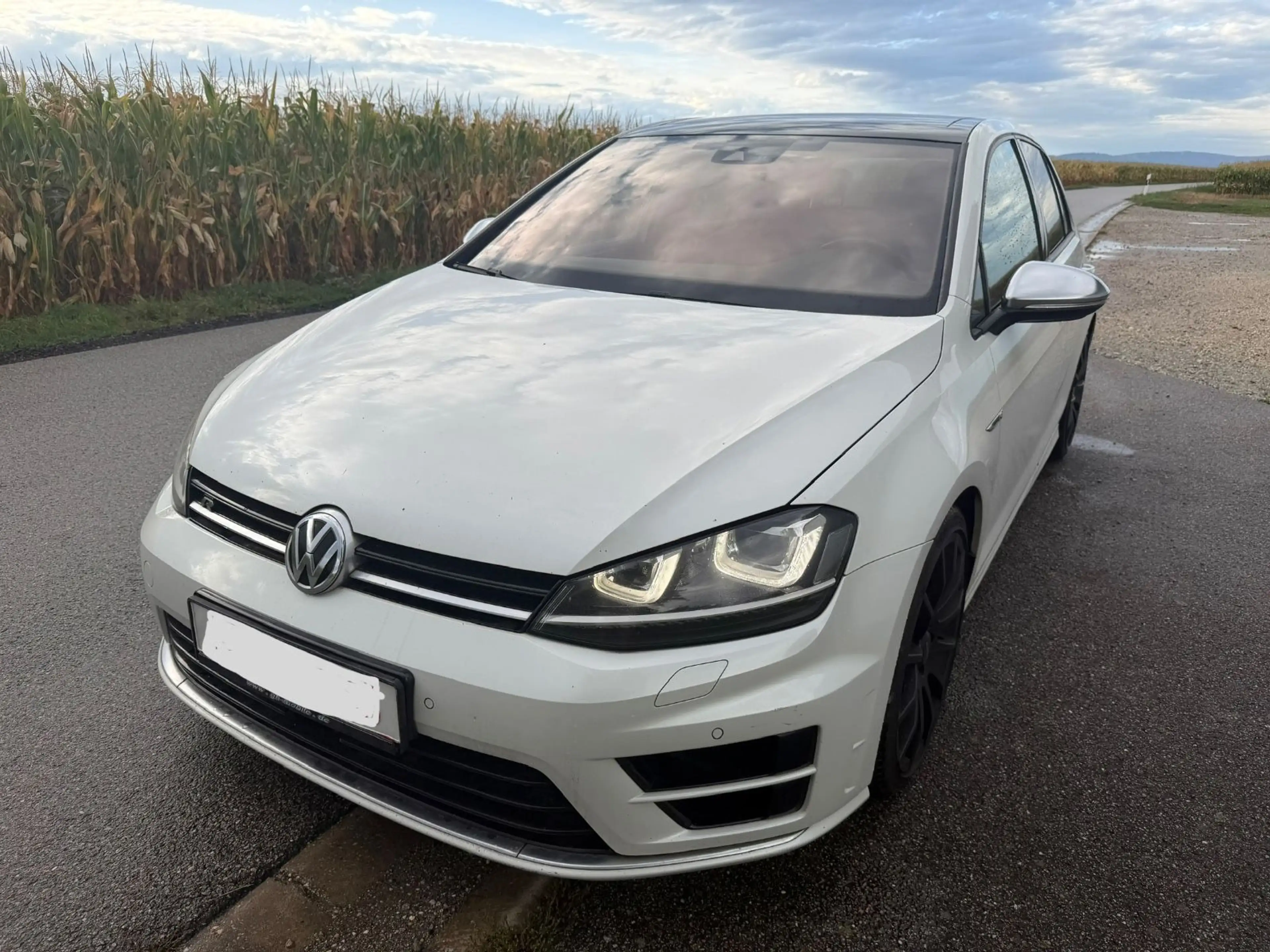 Volkswagen Golf VII 2.0 R BMT 4Motion DSG 1.Hand — photo 11