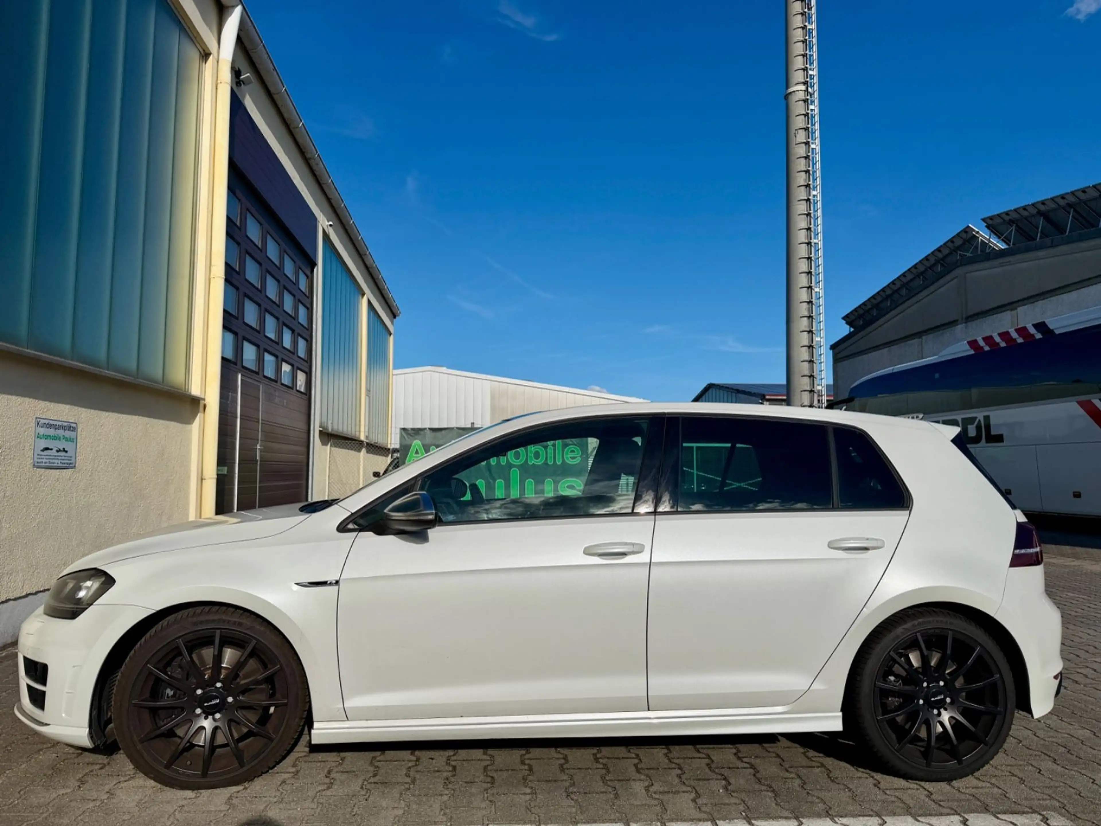 Volkswagen Golf VII 2.0 R BMT 4Motion DSG 1.Hand