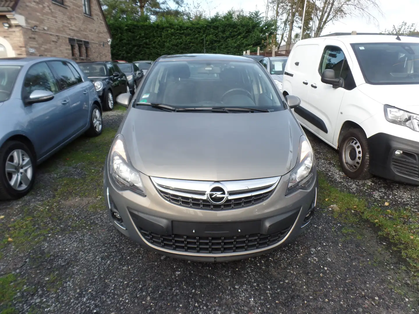 Opel Corsa 1.2i / climatisation Gris - 1