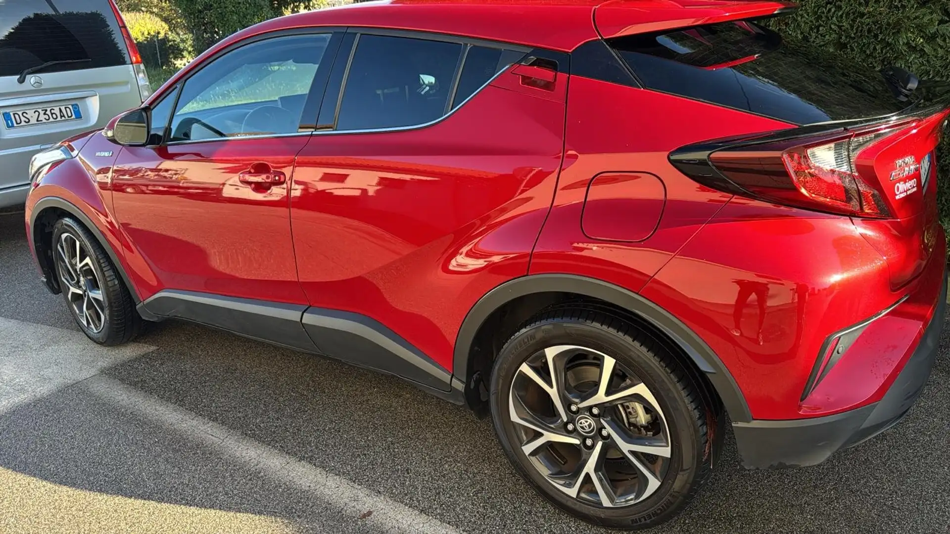 Toyota C-HR C-HR 1.8h Trend e-cvt Rosso - 1