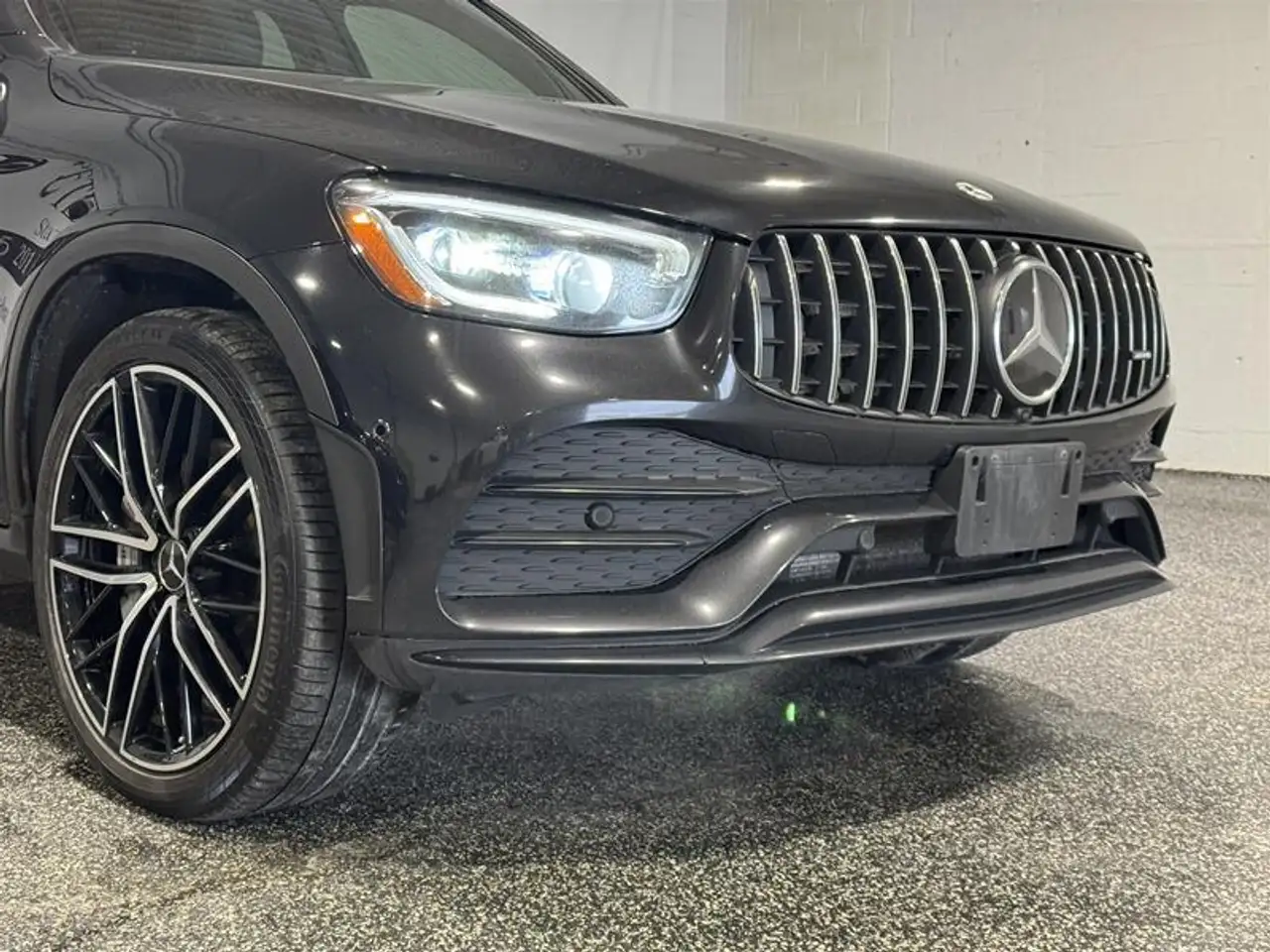 Mercedes-Benz GLC снимка Mercedes-Benz GLC