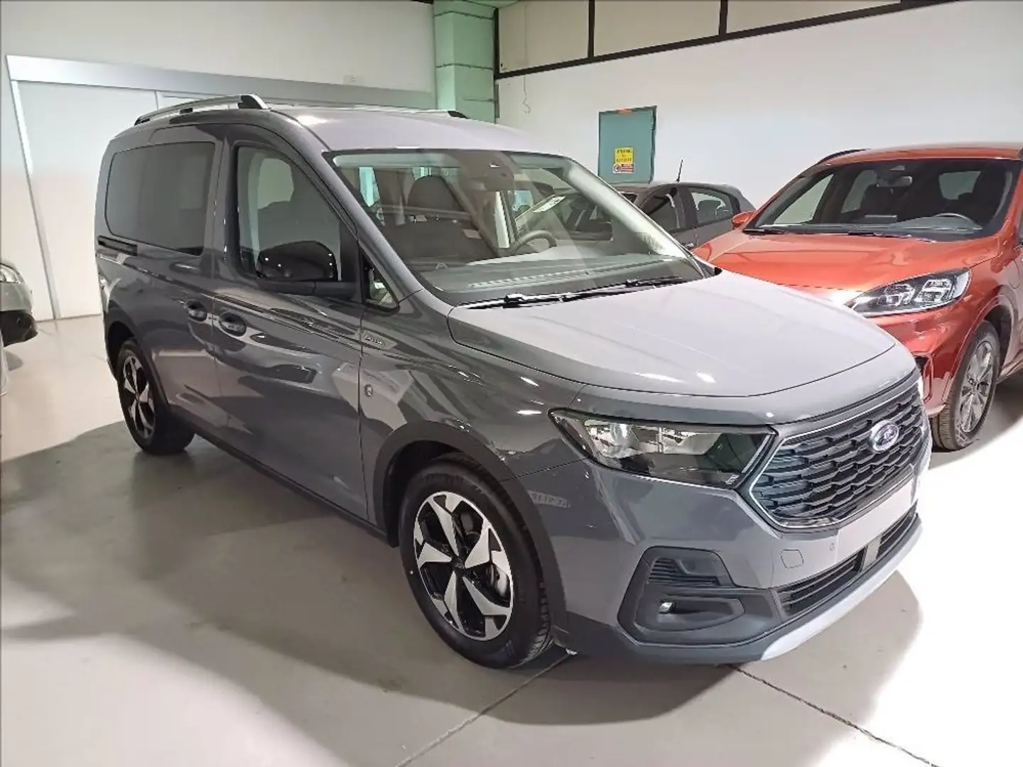 Ford Tourneo Connect V761 2.0 ecoblue 102cv Active Grau - 1