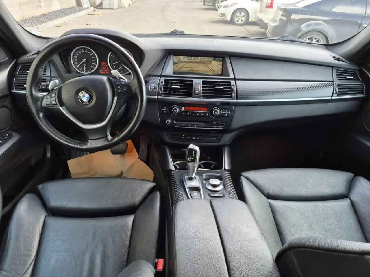 BMW X6 снимка BMW X6