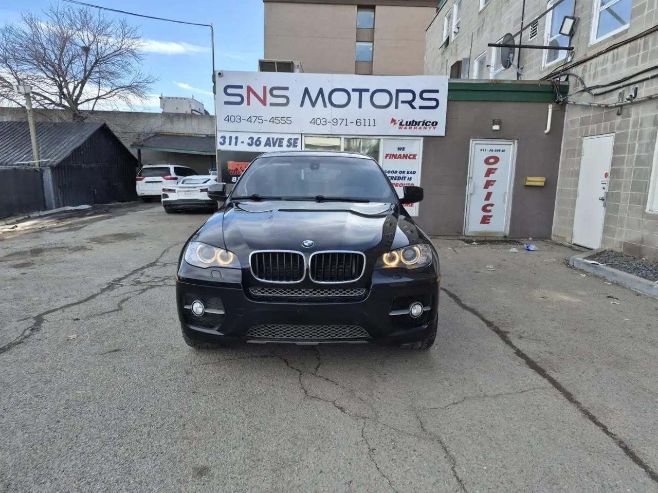BMW X6 снимка BMW X6