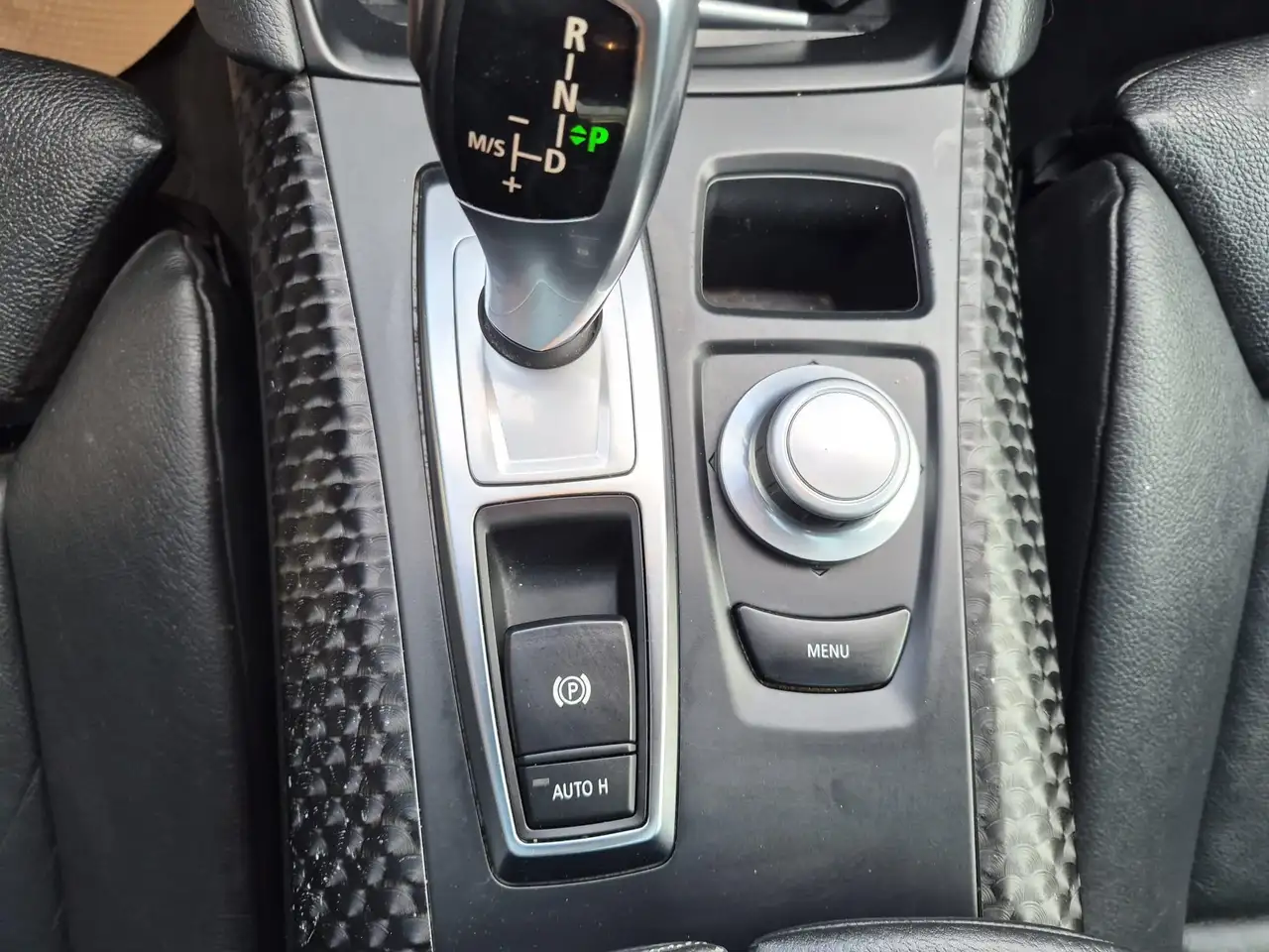 BMW X6 снимка BMW X6