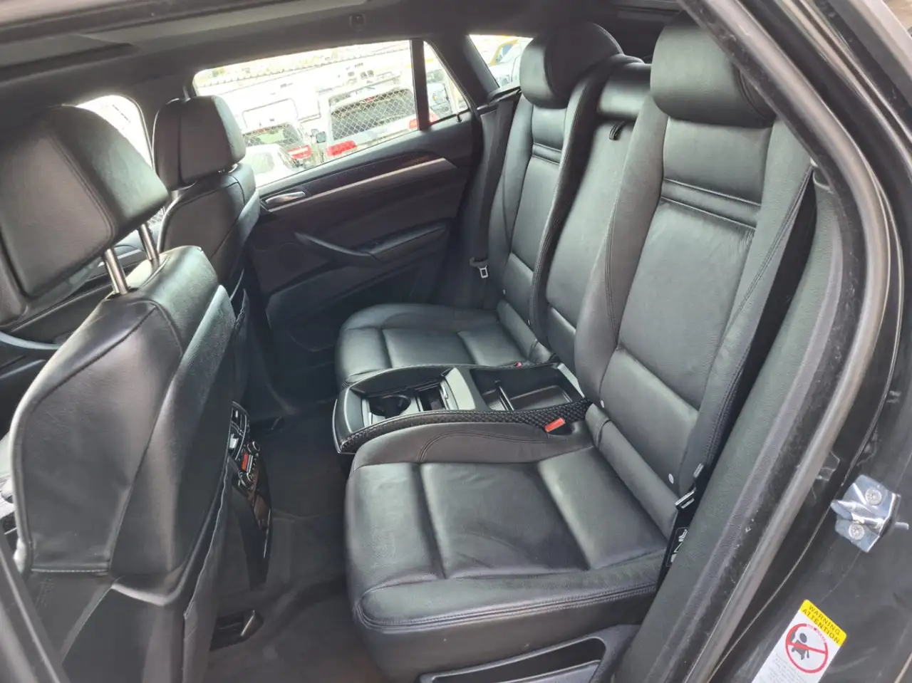 BMW X6 снимка BMW X6