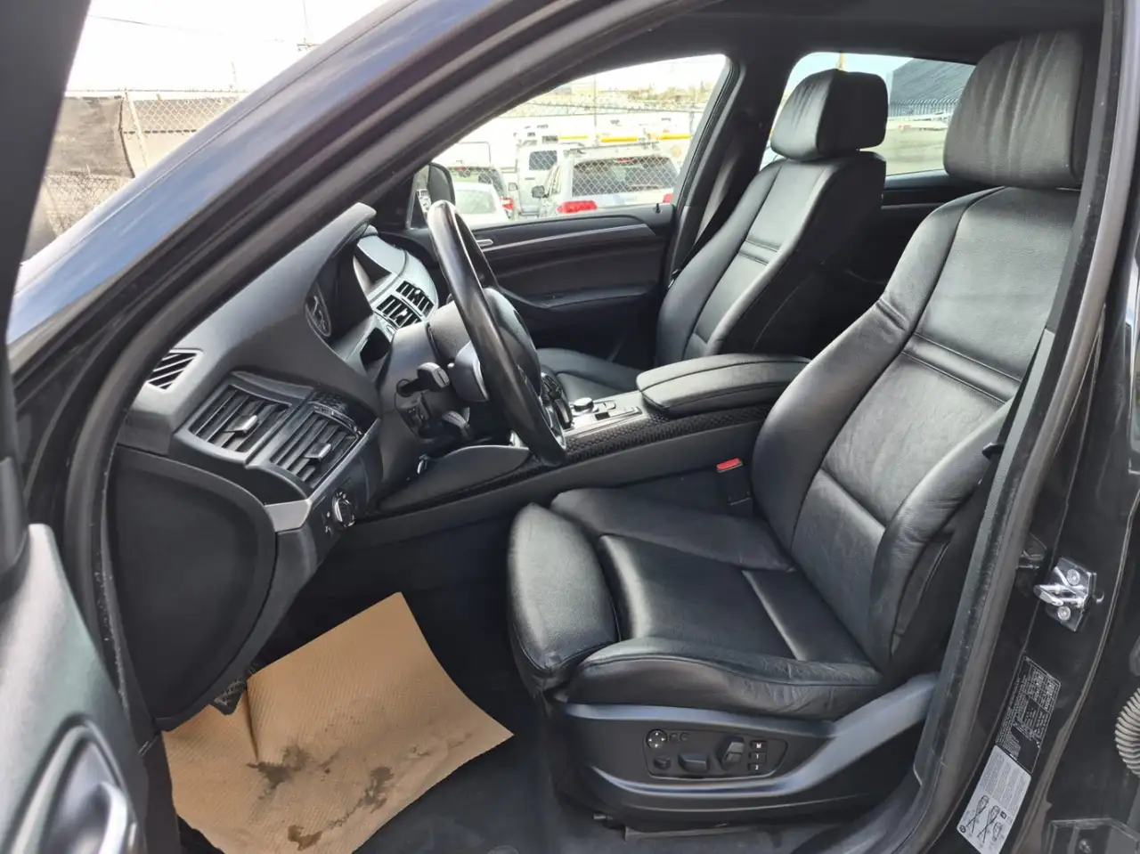 BMW X6 снимка BMW X6