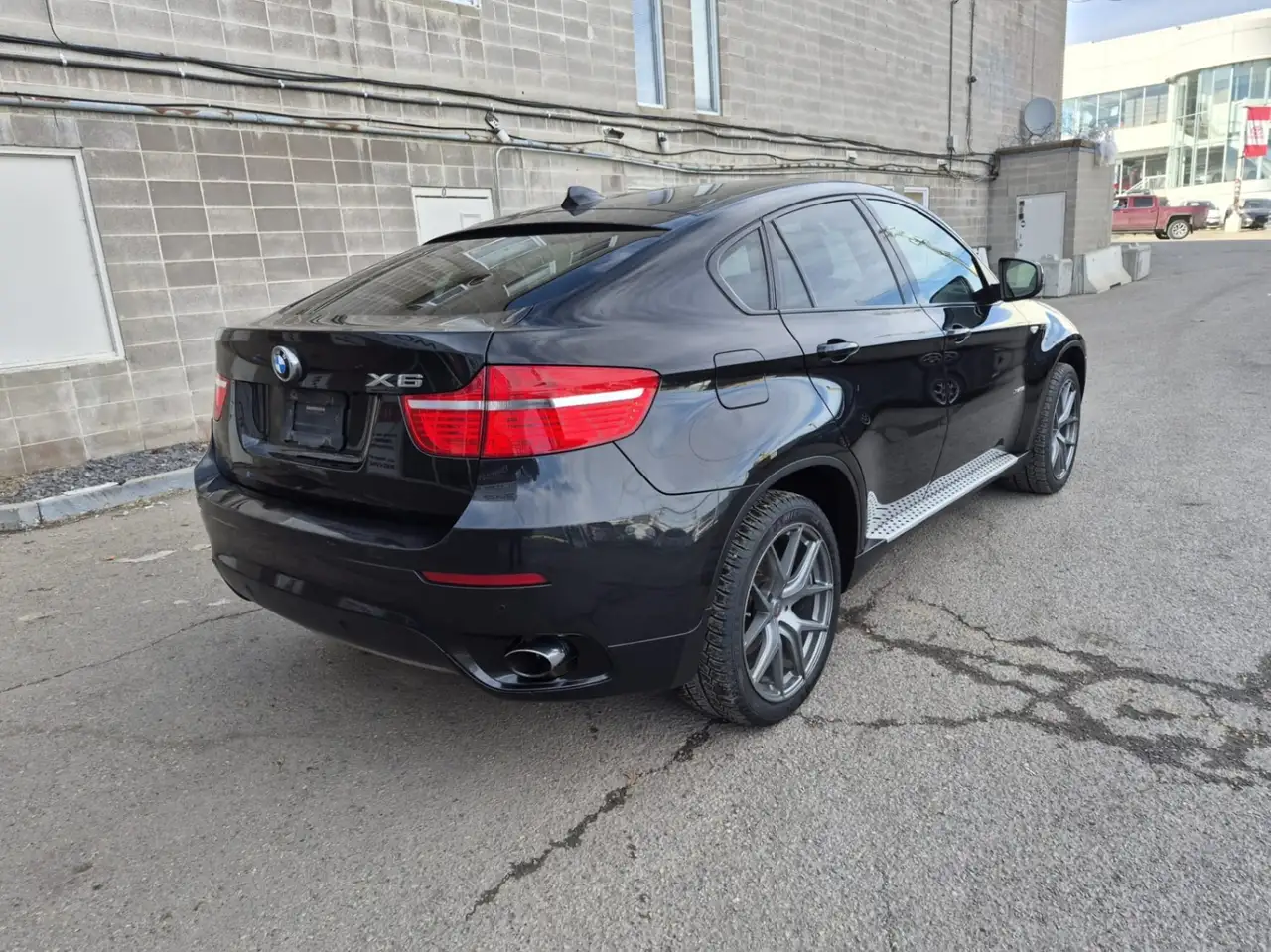BMW X6 снимка BMW X6