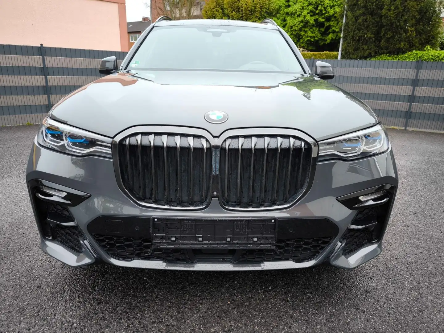 BMW X7 xDrive 40 i M Sport 6-SitzerLaser-Pano-HeadUp Grey - 2