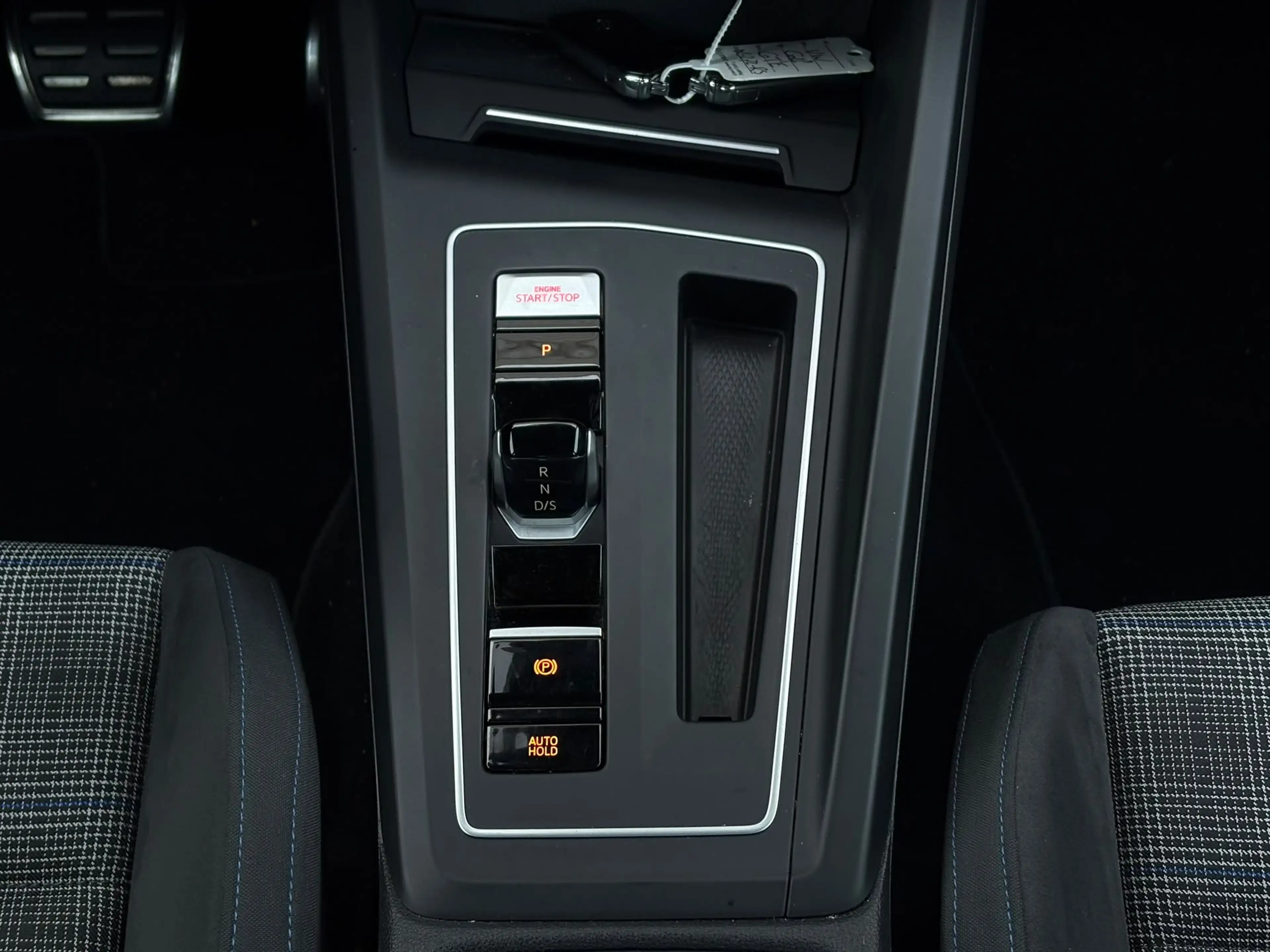 Volkswagen Golf GTE 1.4 eHybrid 245 pk 6-DSG | Apple Carplay | Cruise — photo 19
