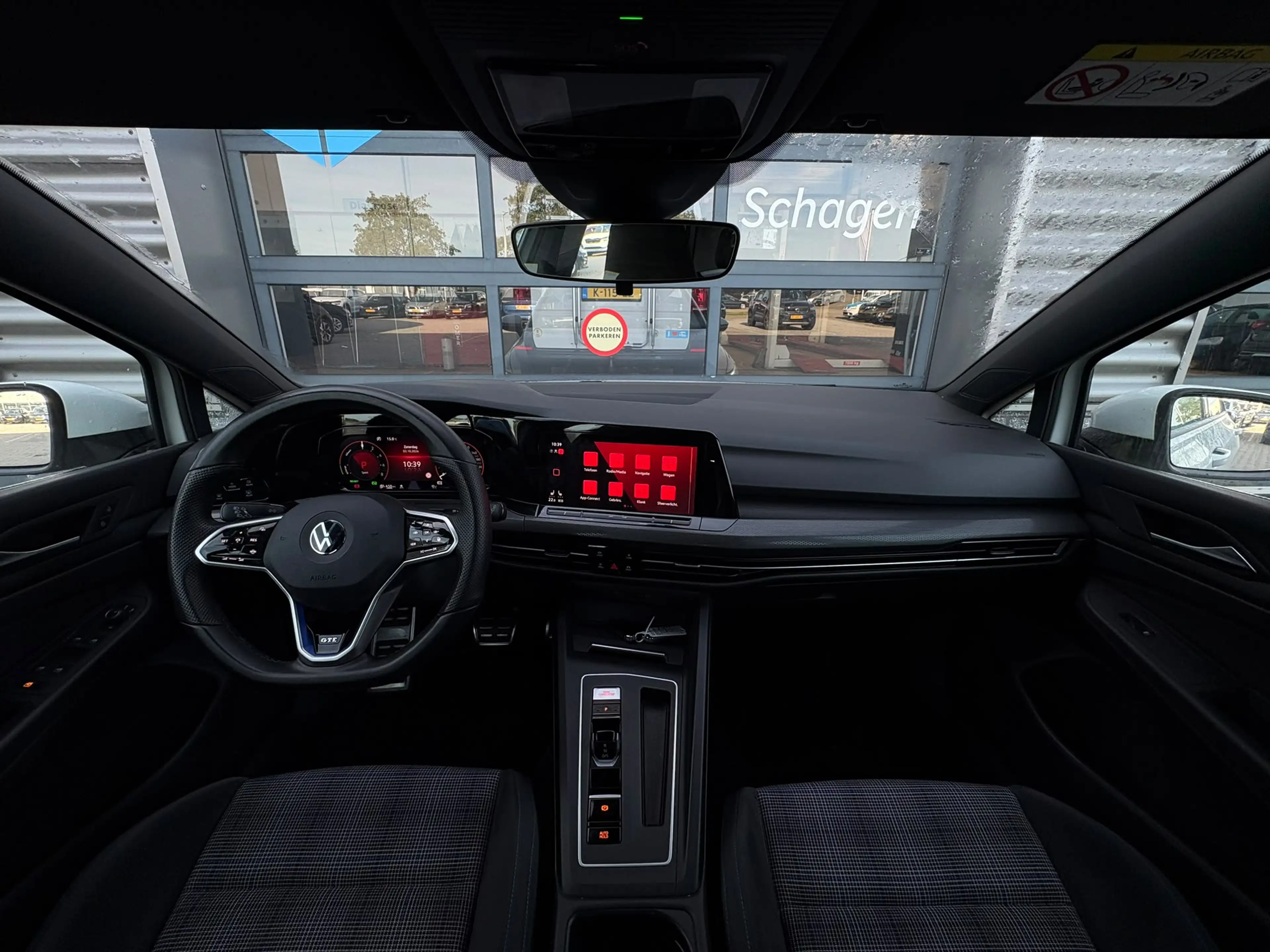 Volkswagen Golf GTE 1.4 eHybrid 245 pk 6-DSG | Apple Carplay | Cruise — photo 11