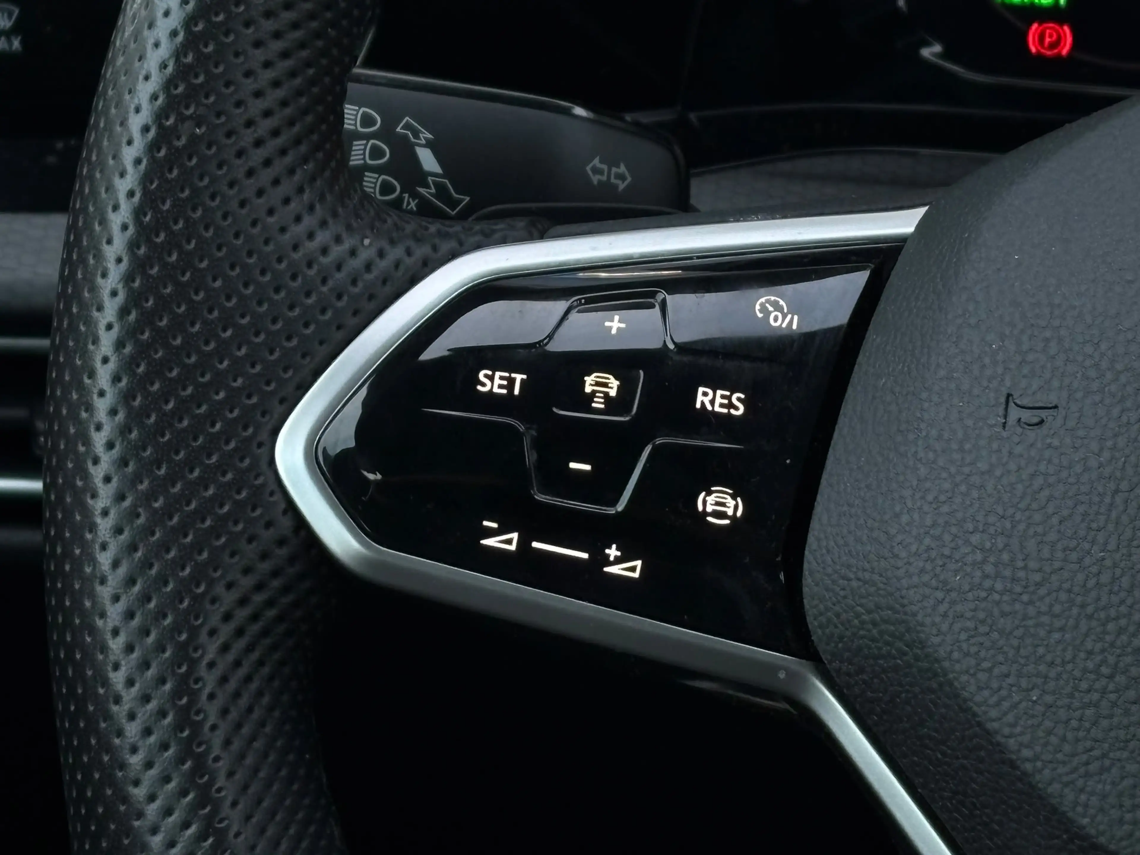 Volkswagen Golf GTE 1.4 eHybrid 245 pk 6-DSG | Apple Carplay | Cruise — photo 13