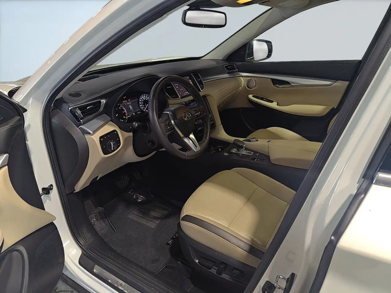 Infiniti QX50 снимка Infiniti QX50