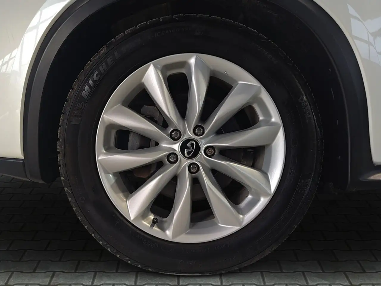 Infiniti QX50 снимка Infiniti QX50