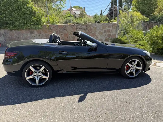 Mercedes-Benz SLC 200
