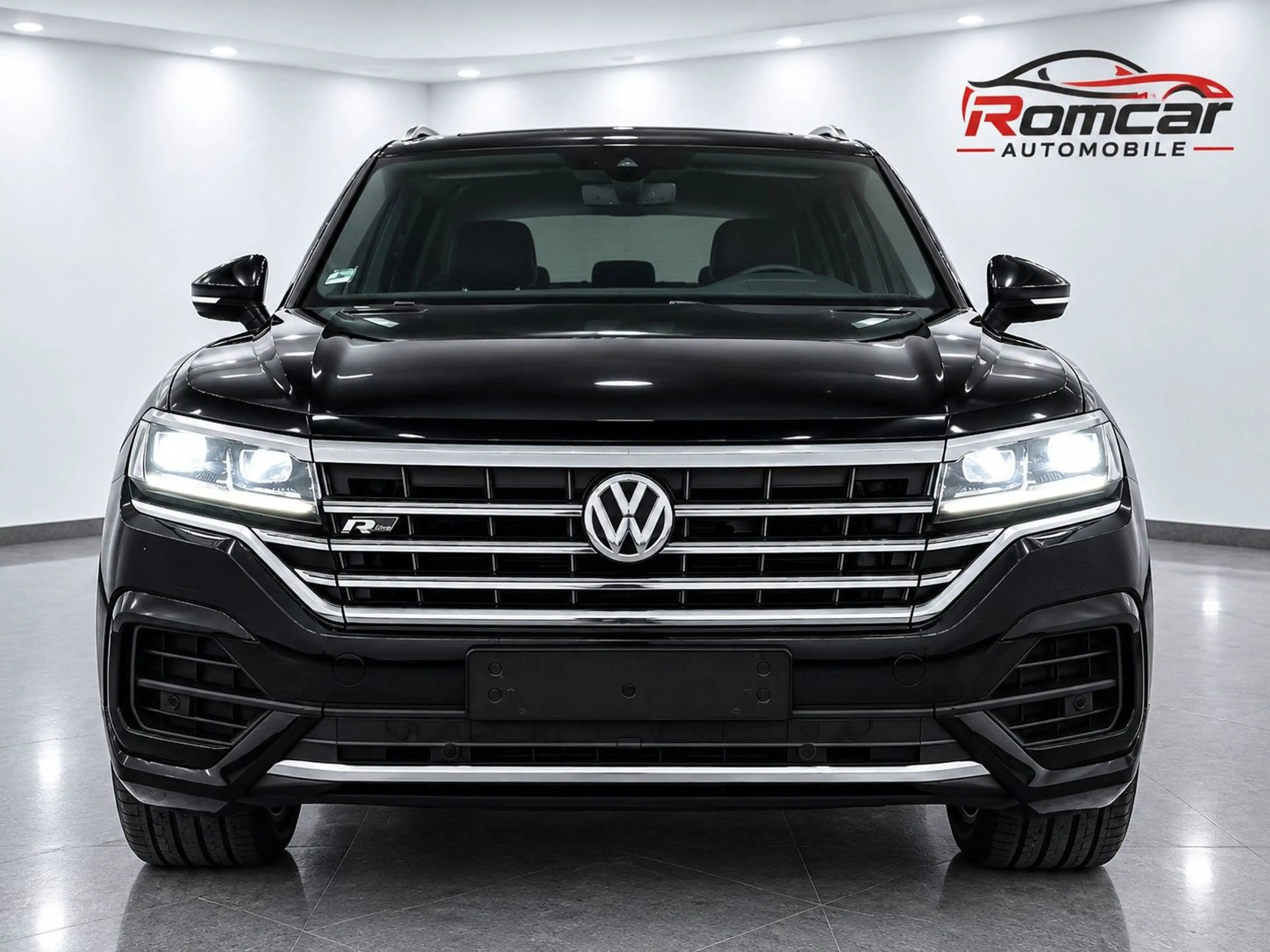 Volkswagen Touareg 4MOTION 3,0 TDI Elegance R-Line*KAMERA*PANO*LED* — photo 5