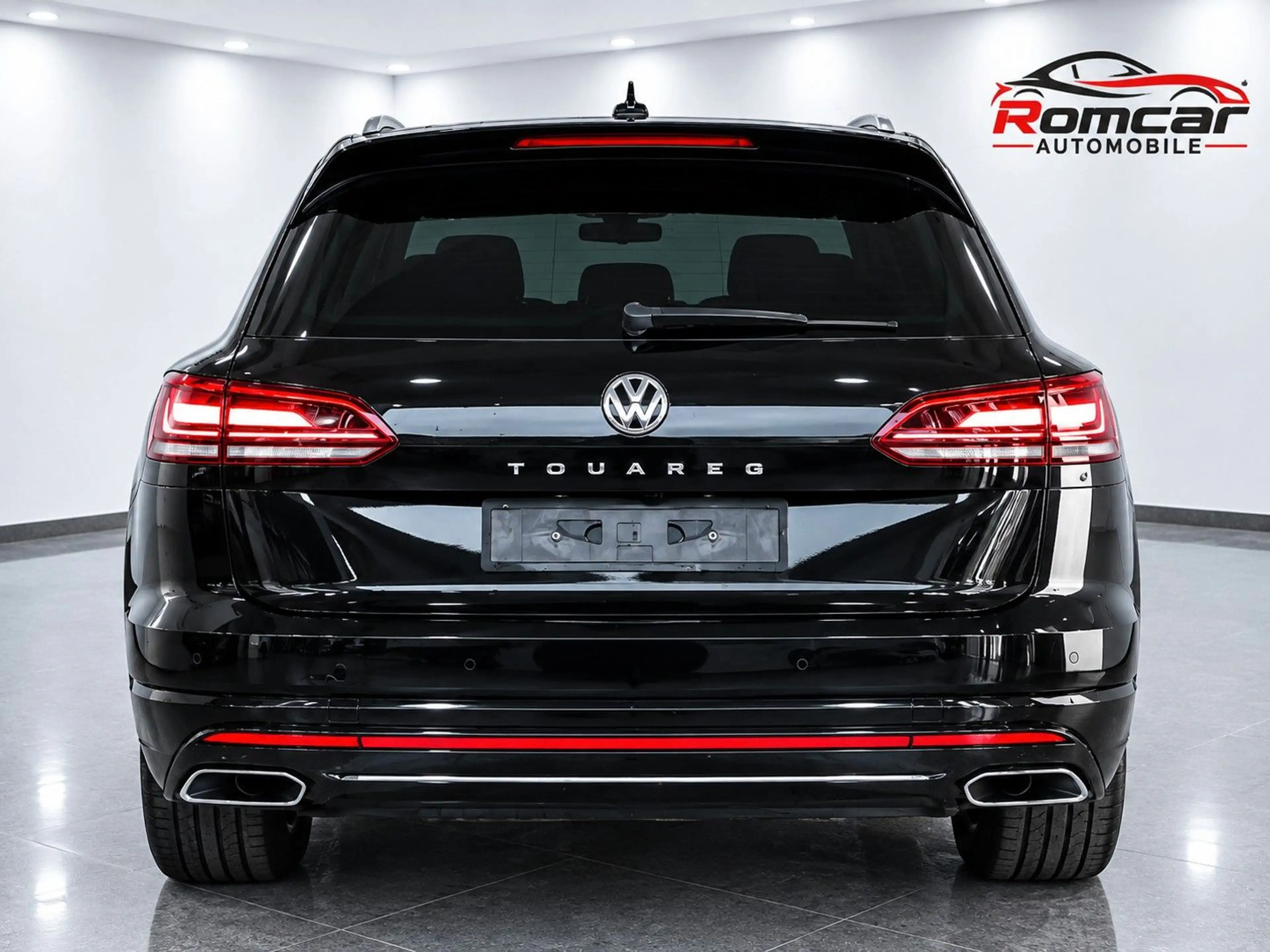 Volkswagen Touareg 4MOTION 3,0 TDI Elegance R-Line*KAMERA*PANO*LED* — photo 6