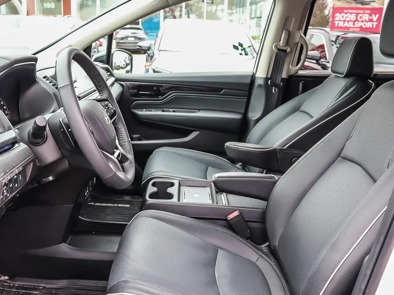 Honda Odyssey снимка Honda Odyssey