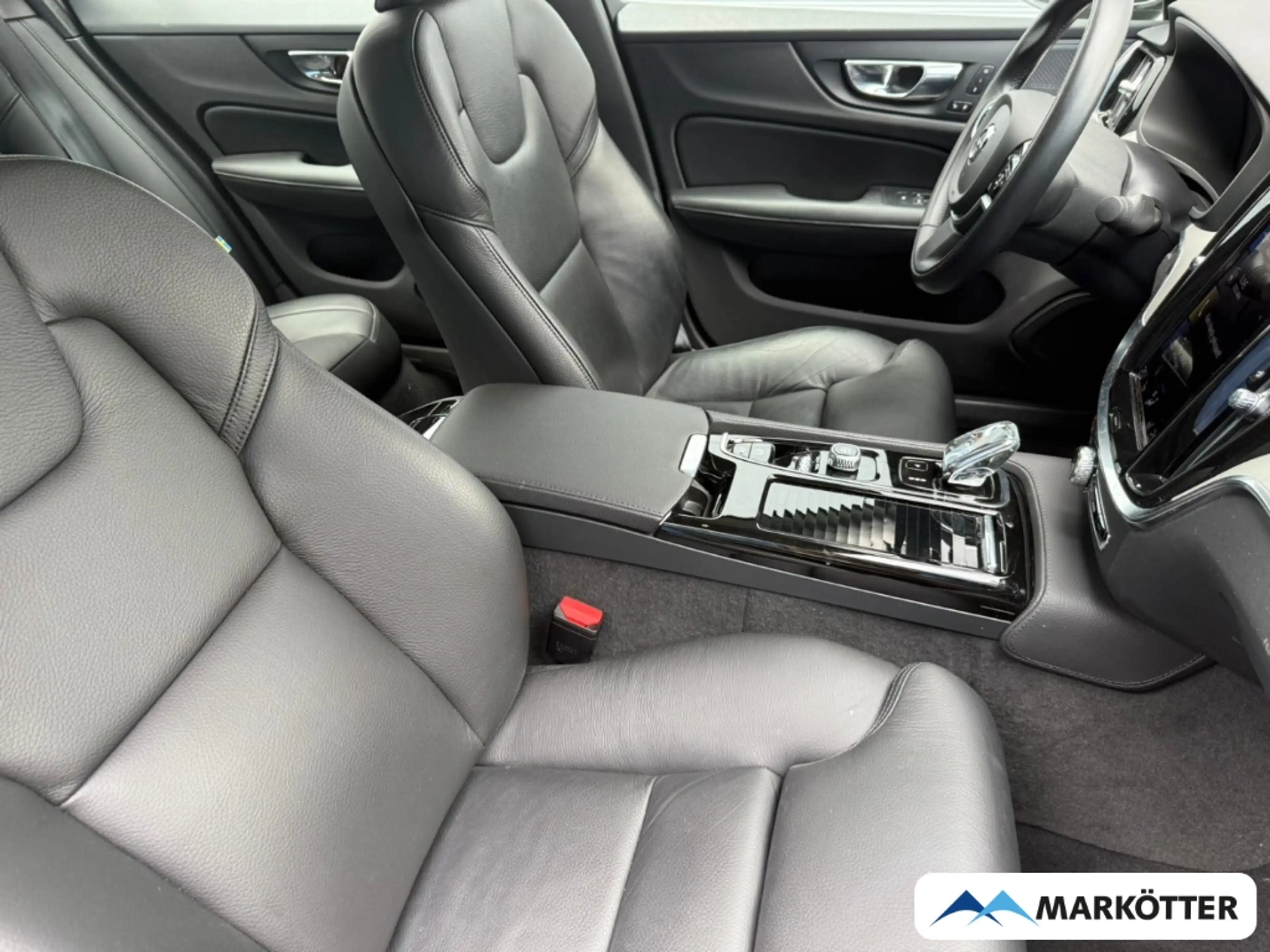 Volvo S60 T8 AWD Inscription Recharge ACC/BLIS/360° — photo 13