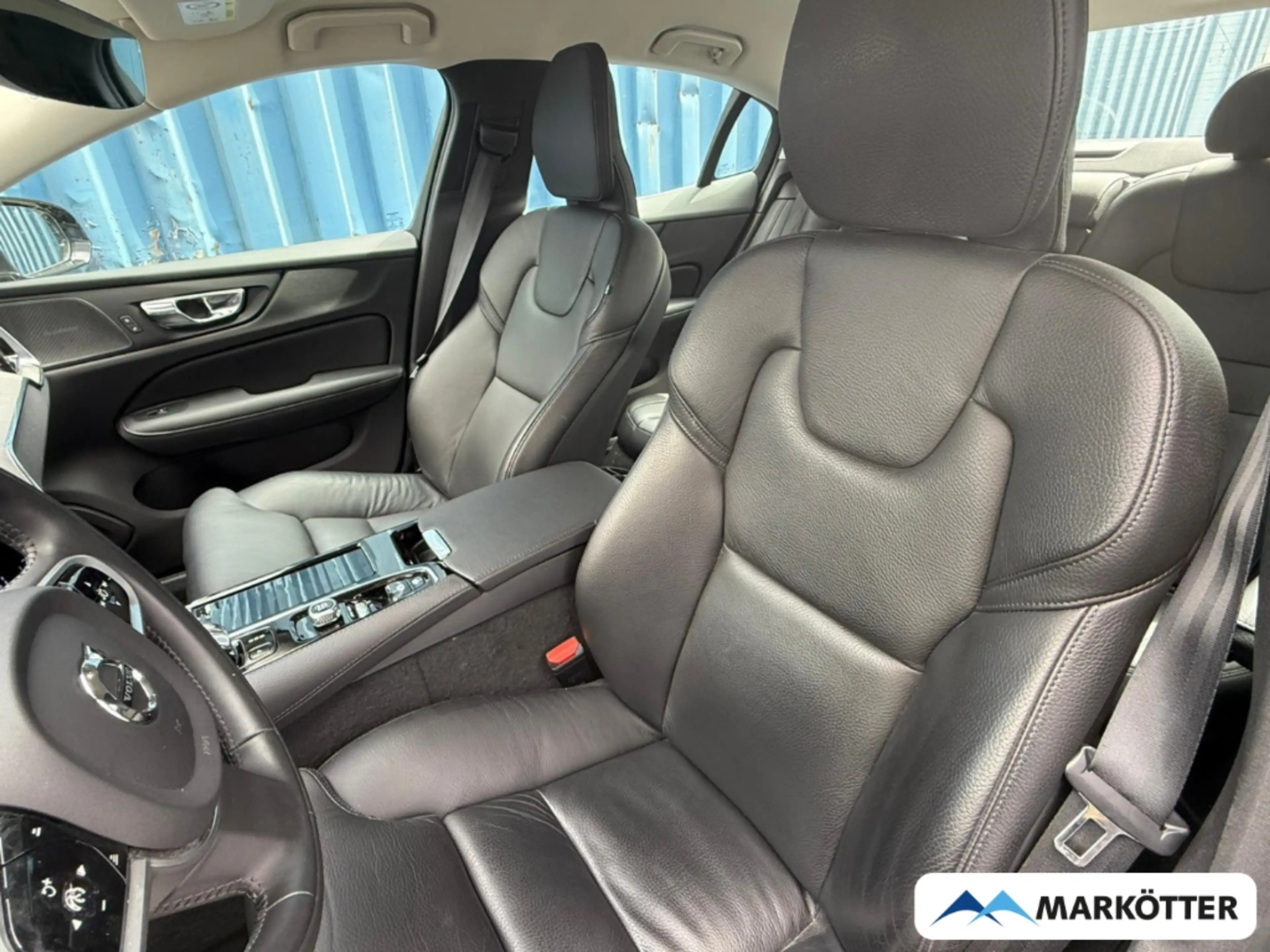 Volvo S60 T8 AWD Inscription Recharge ACC/BLIS/360° — photo 9
