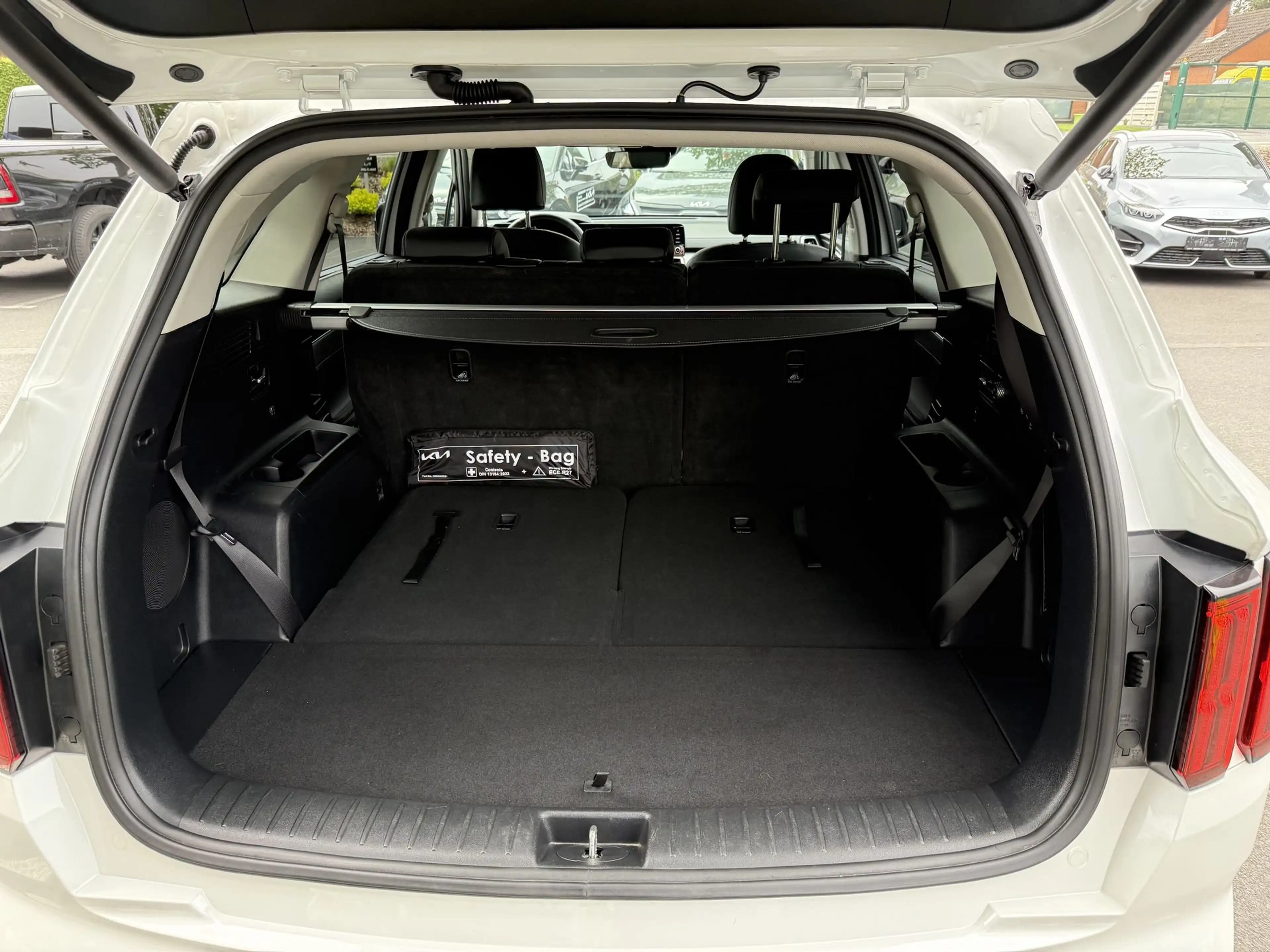 Kia Sorento 1.6 HEV 4WD AT6 PACE — photo 14